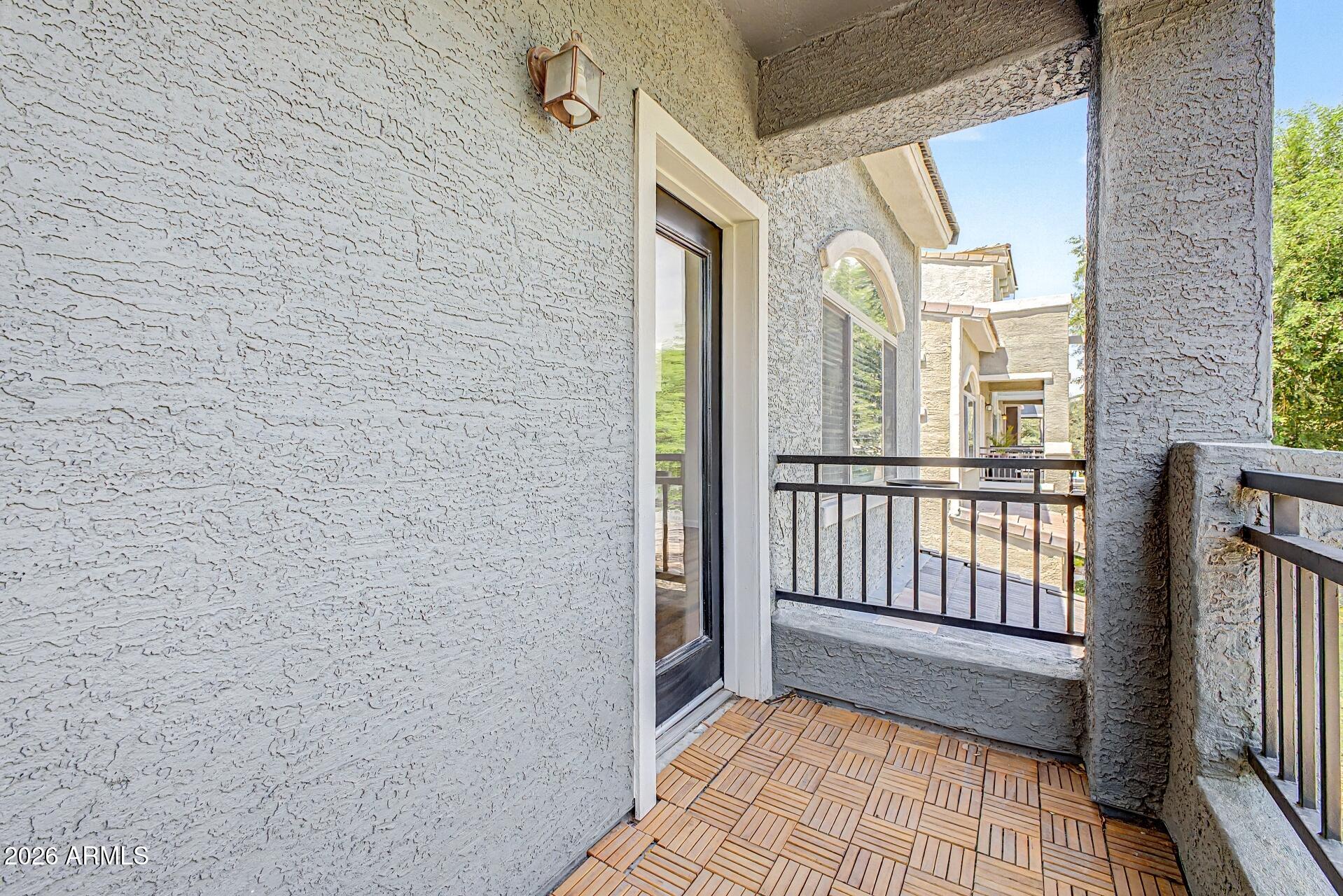 2402 E 5TH Street 1561