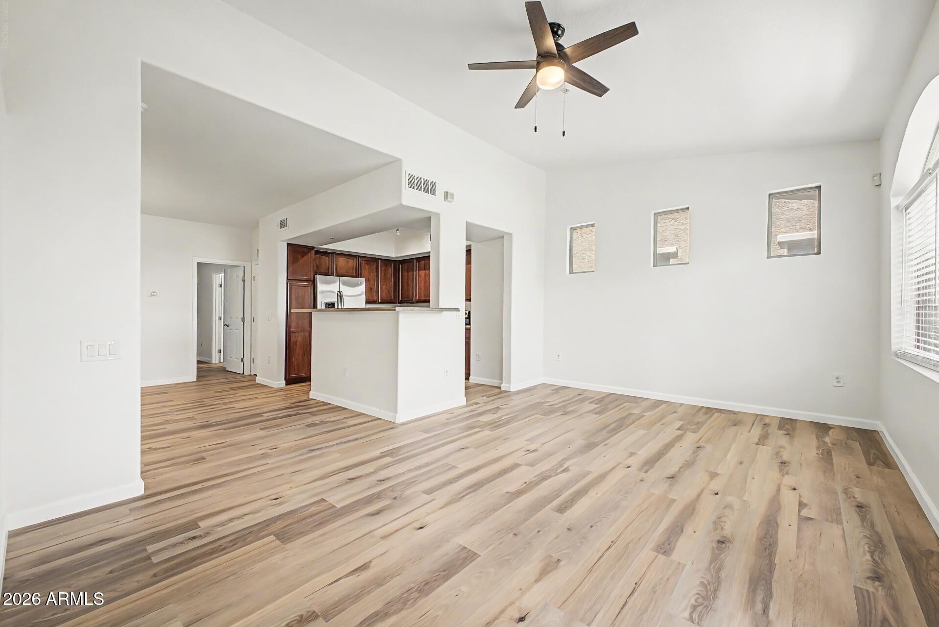 2402 E 5TH Street 1561