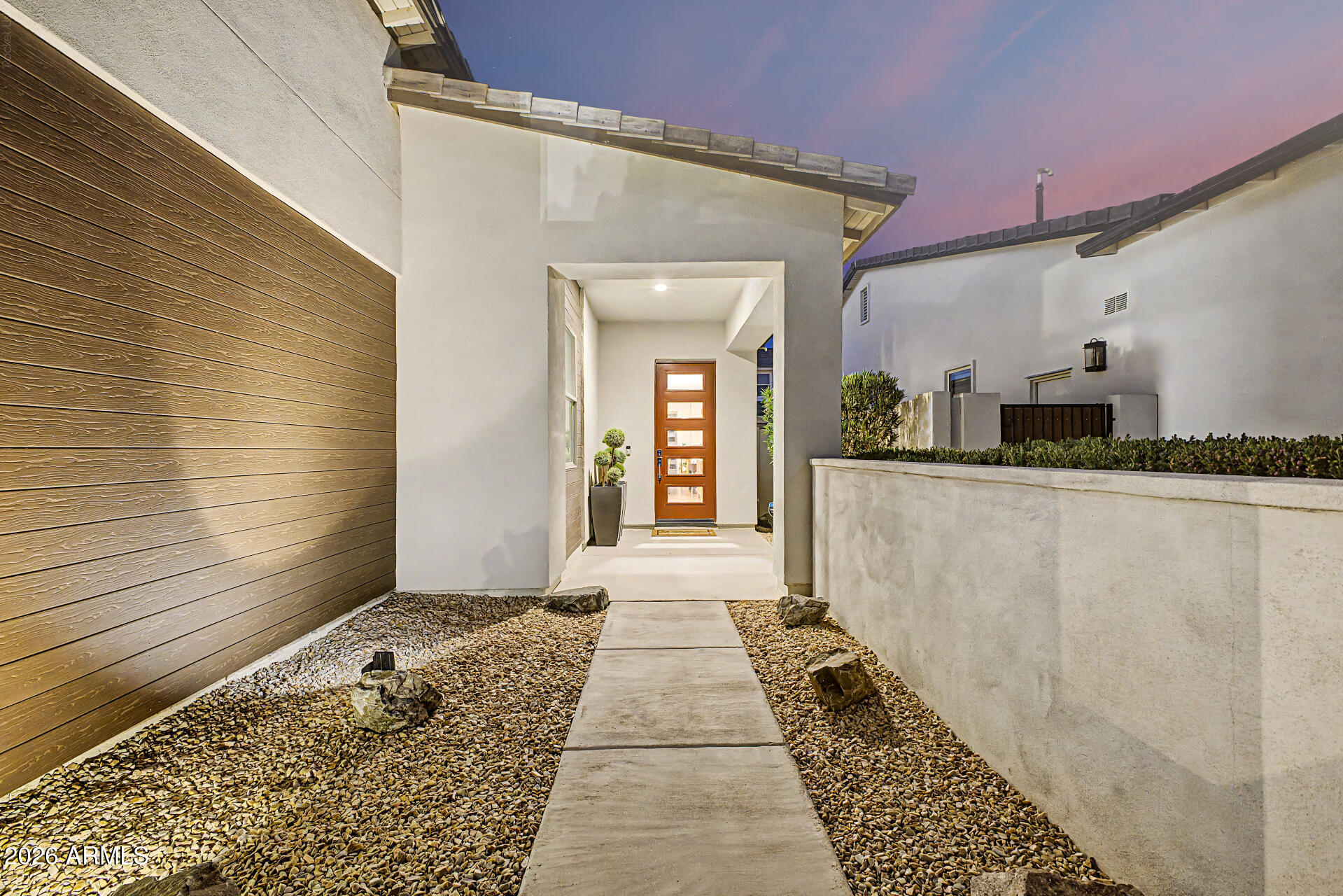 22738 E CALLE LUNA