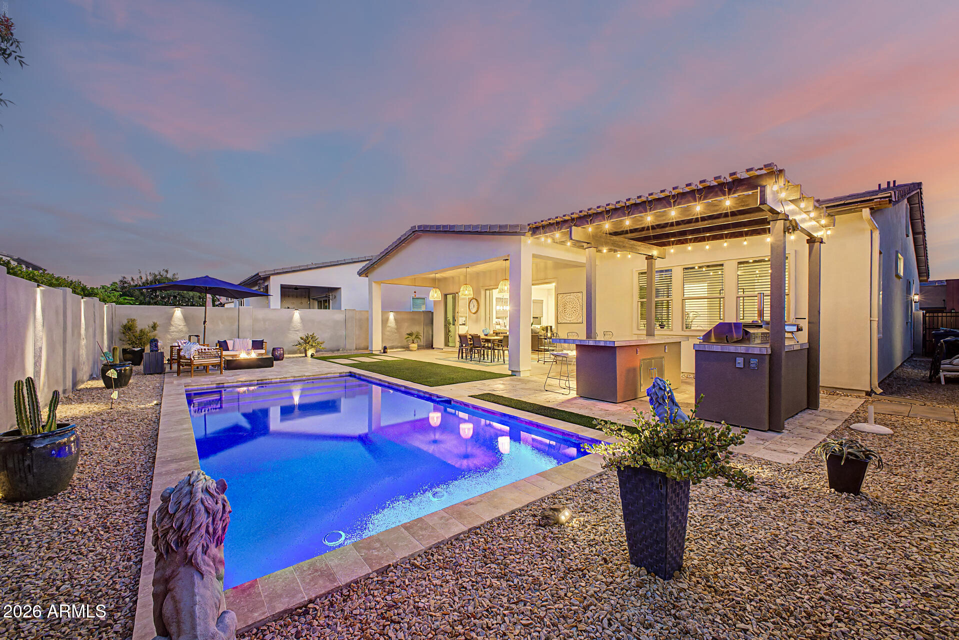 22738 E CALLE LUNA