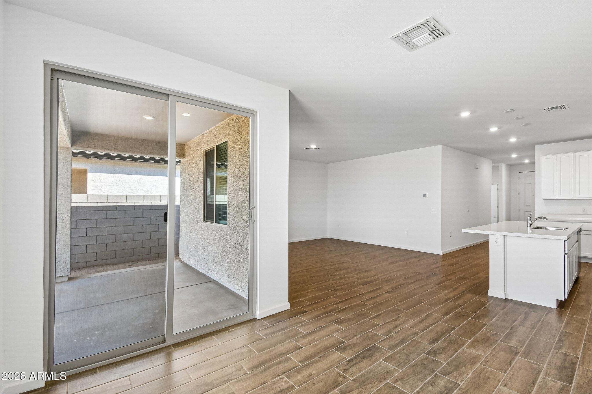 46950 W Dry Gulch Road