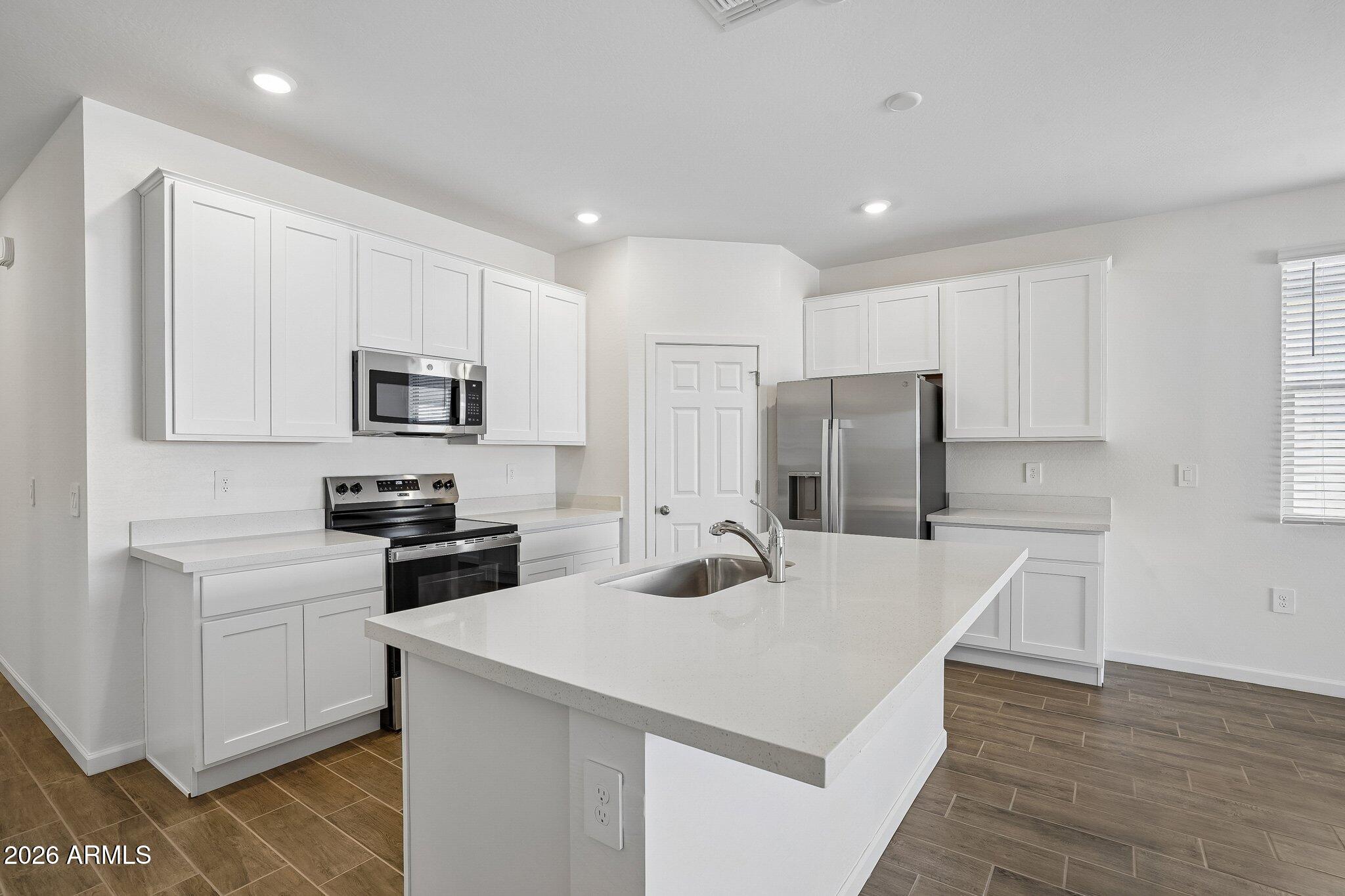 46936 W Dry Gulch Road