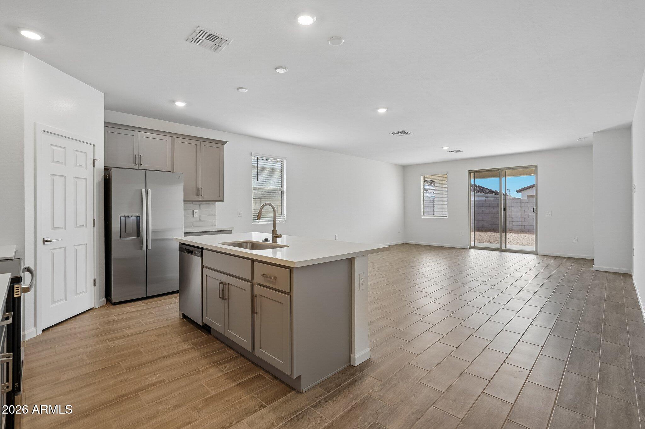 46909 W Dry Gulch Road