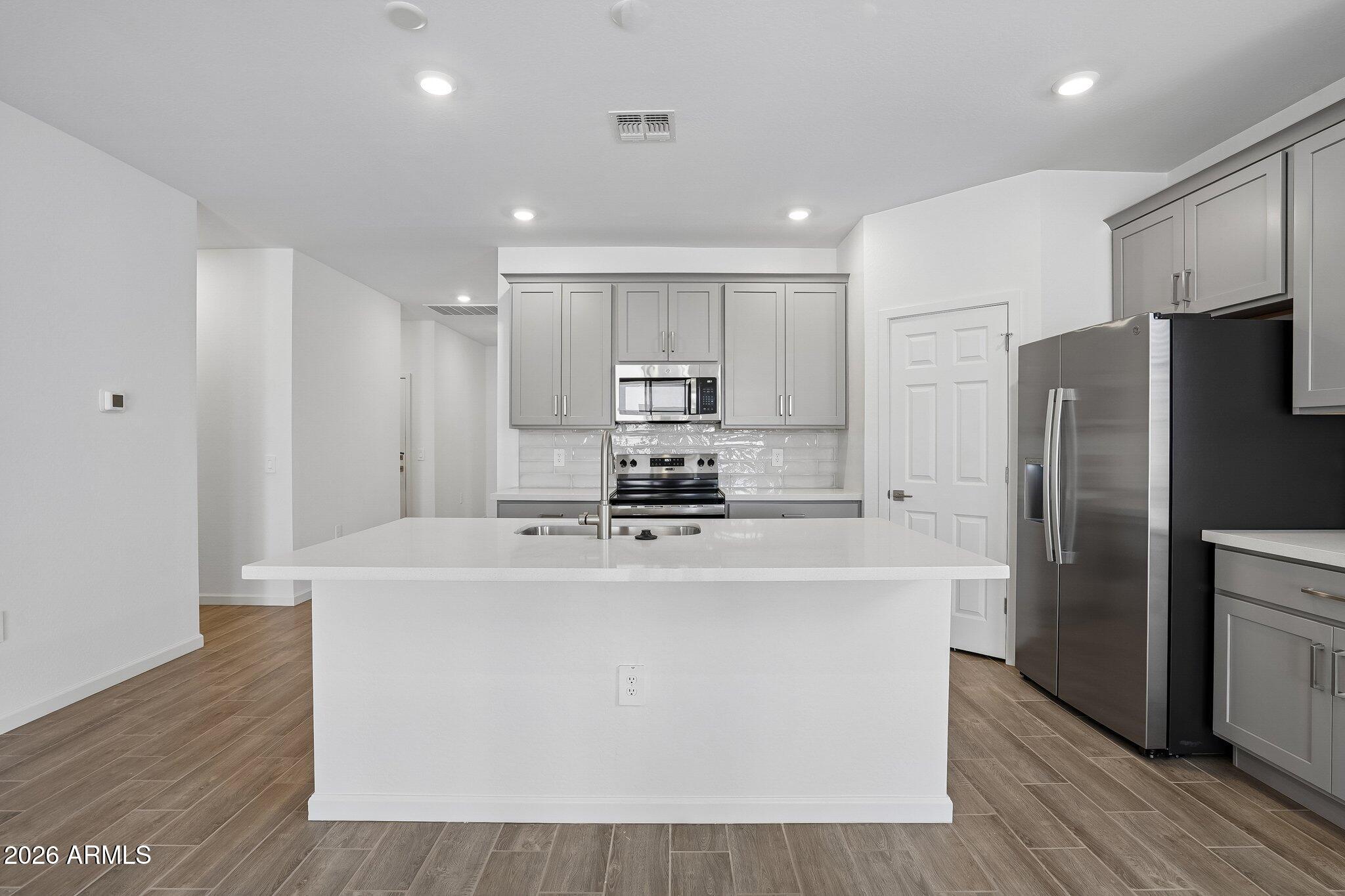 46909 W Dry Gulch Road