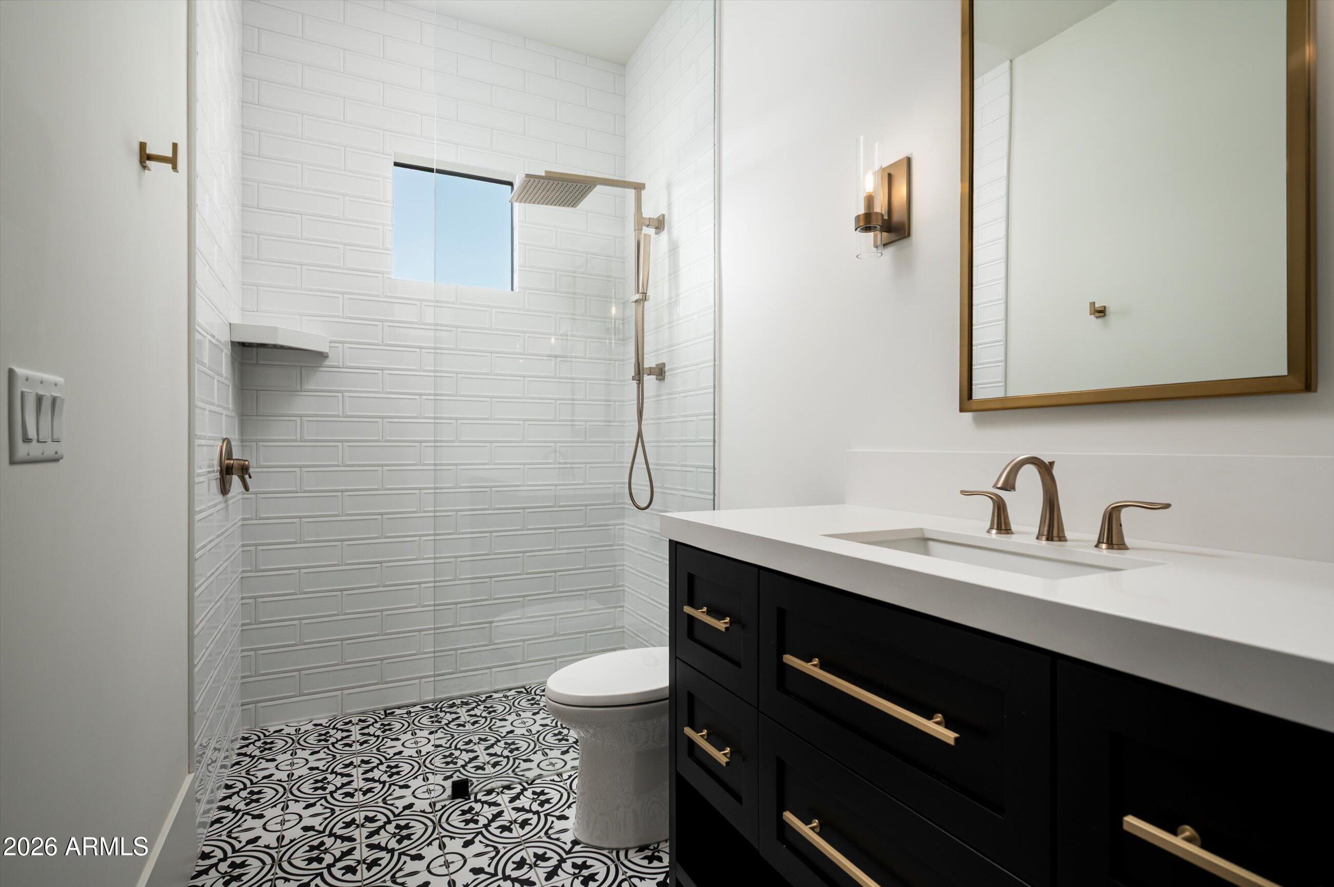 6125 E VIA ESTRELLA Avenue