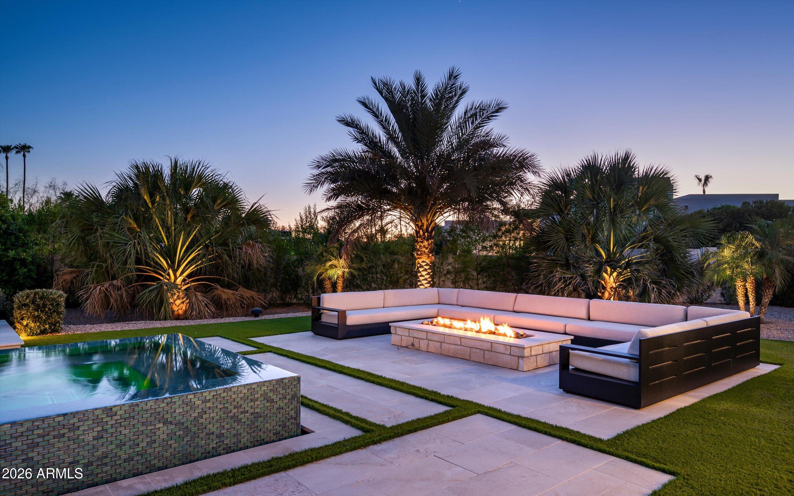 6125 E VIA ESTRELLA Avenue
