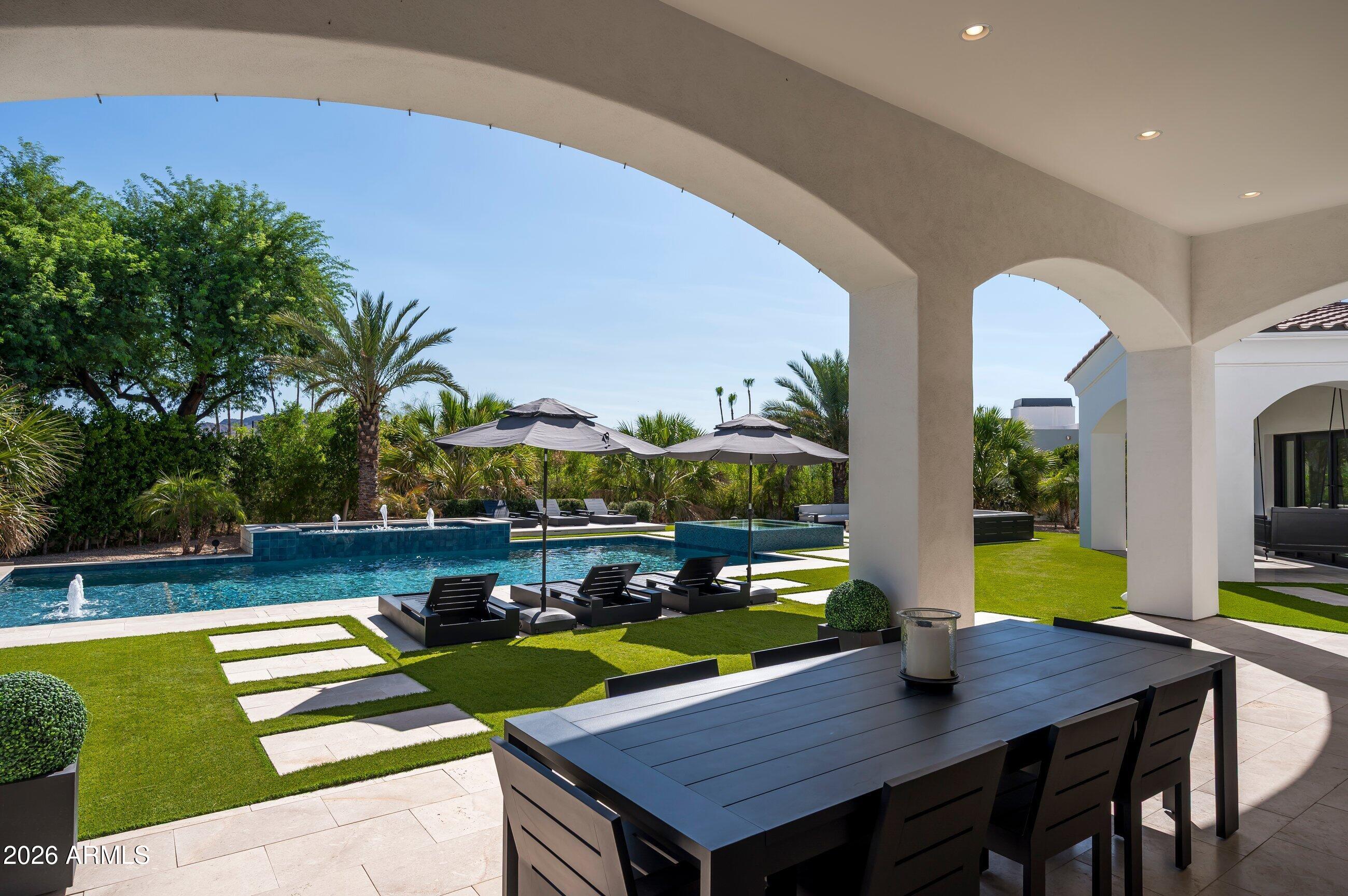 6125 E VIA ESTRELLA Avenue