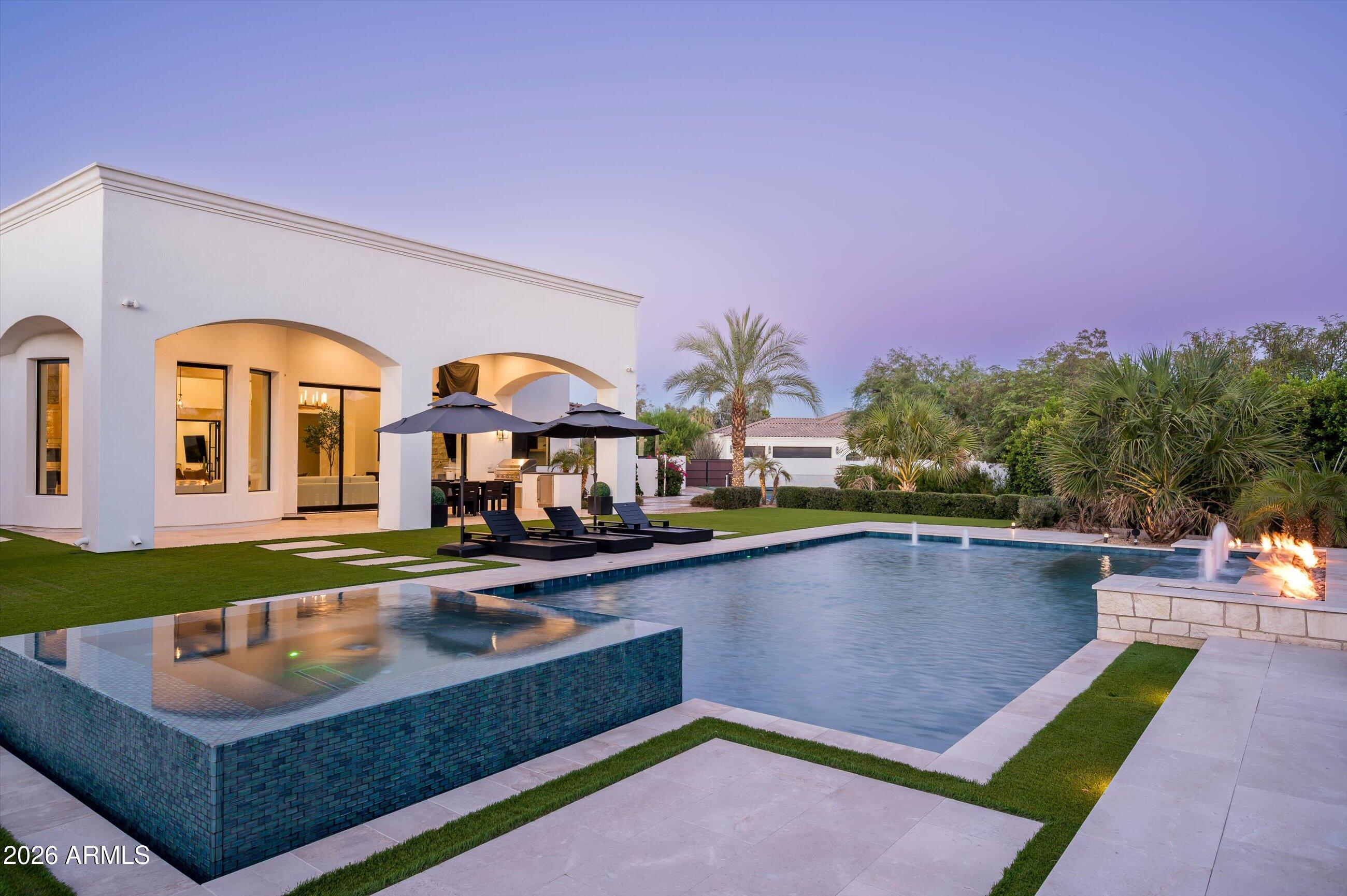 6125 E VIA ESTRELLA Avenue