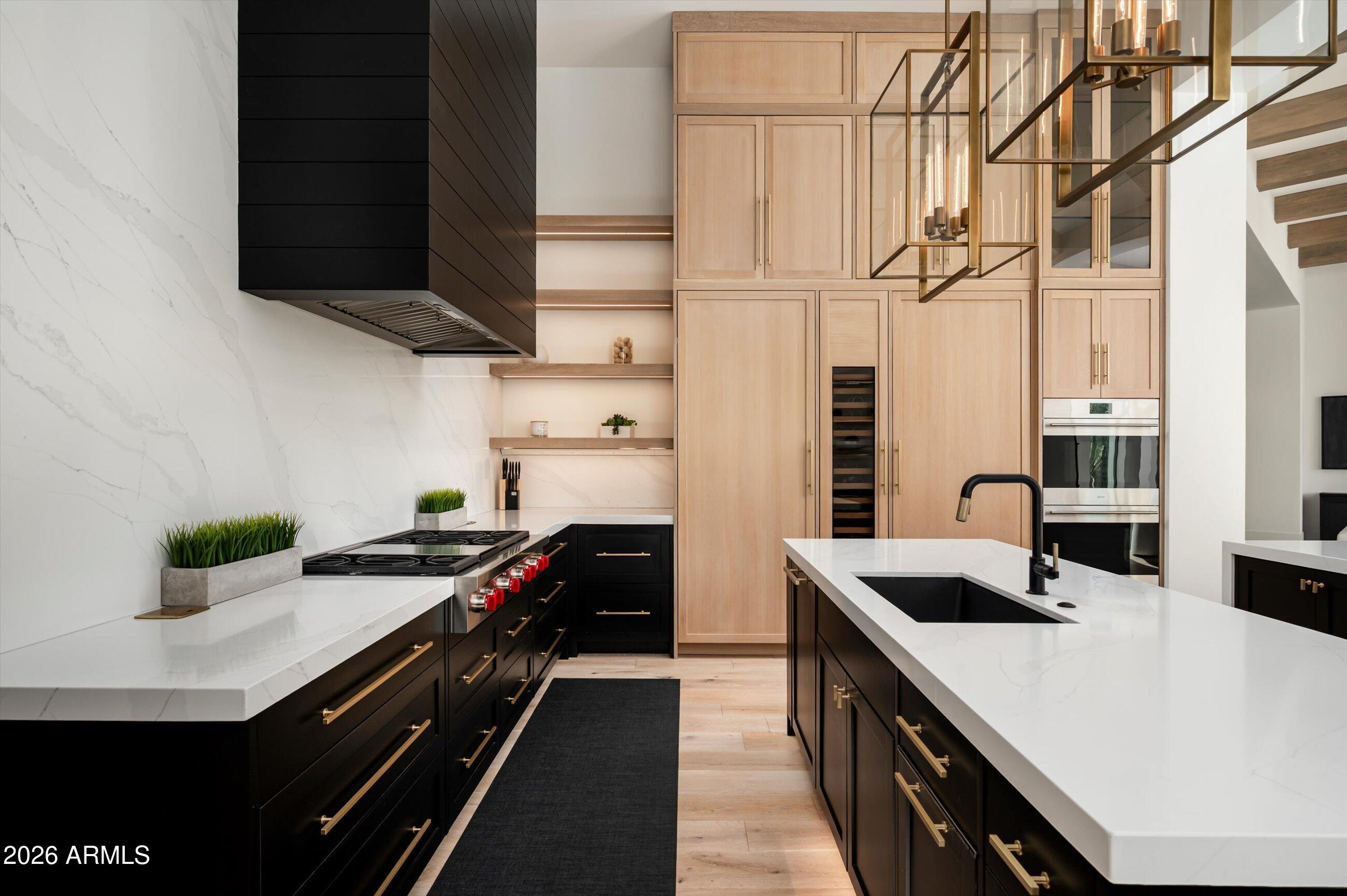 6125 E VIA ESTRELLA Avenue