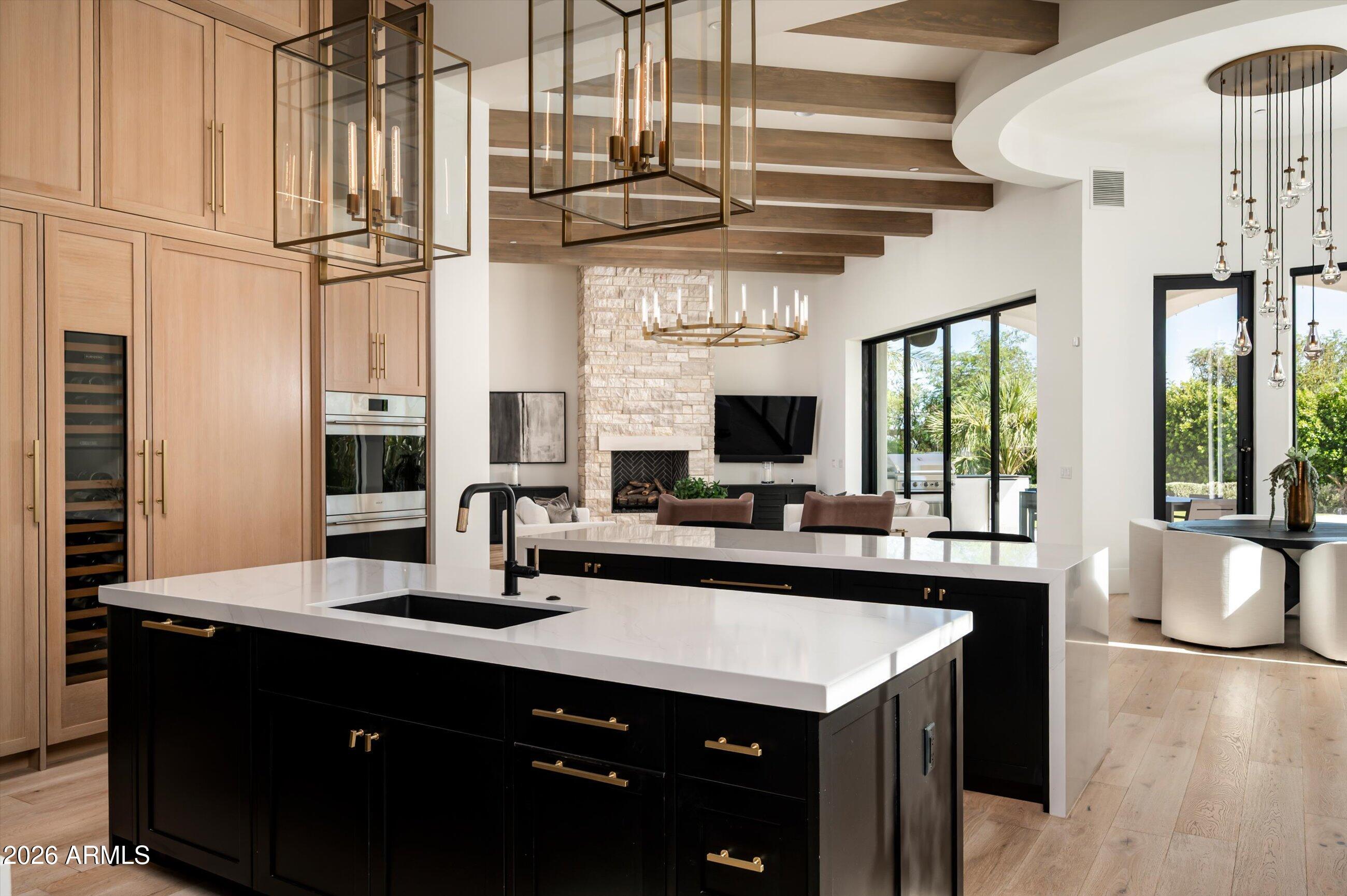 6125 E VIA ESTRELLA Avenue