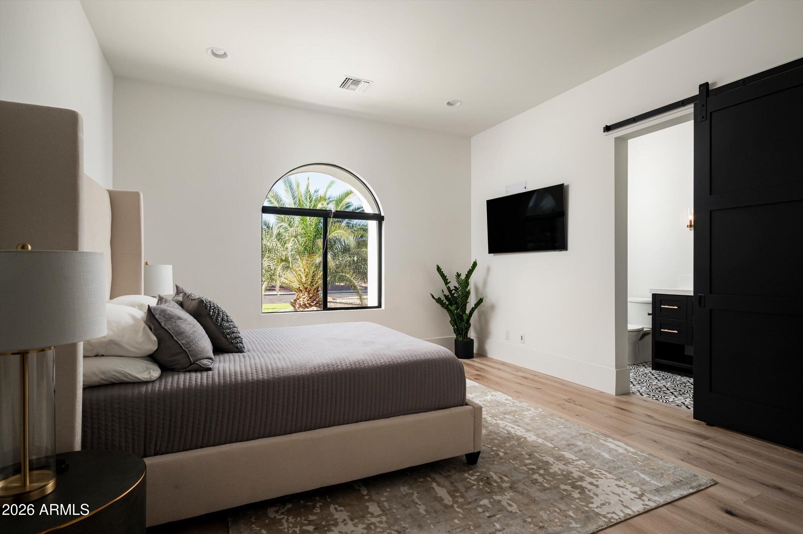 6125 E VIA ESTRELLA Avenue