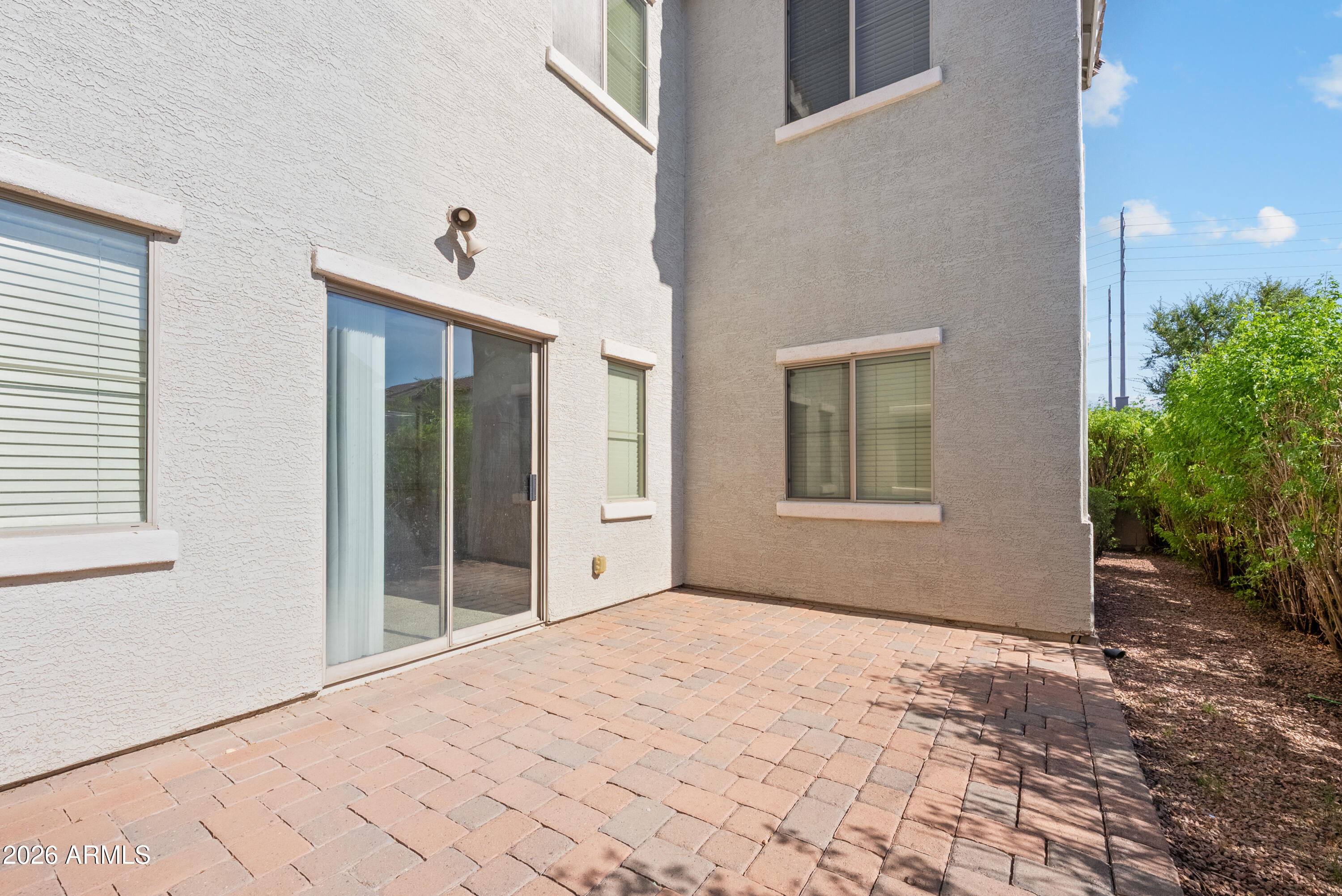 453 N CITRUS Lane