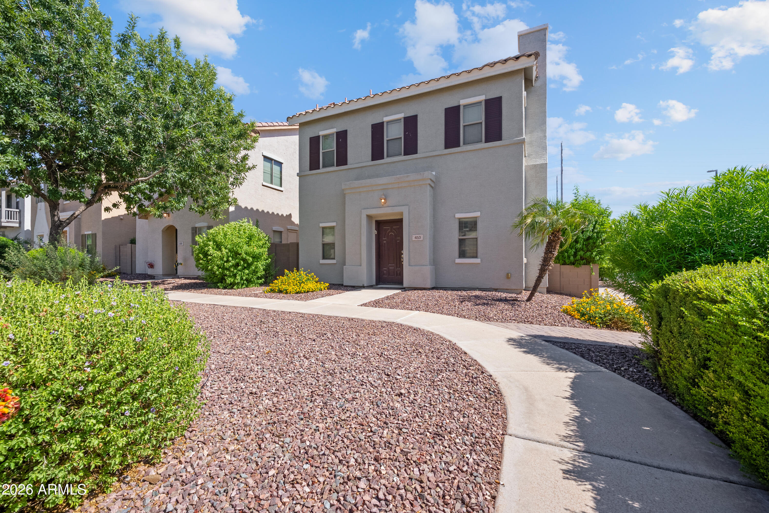 453 N CITRUS Lane