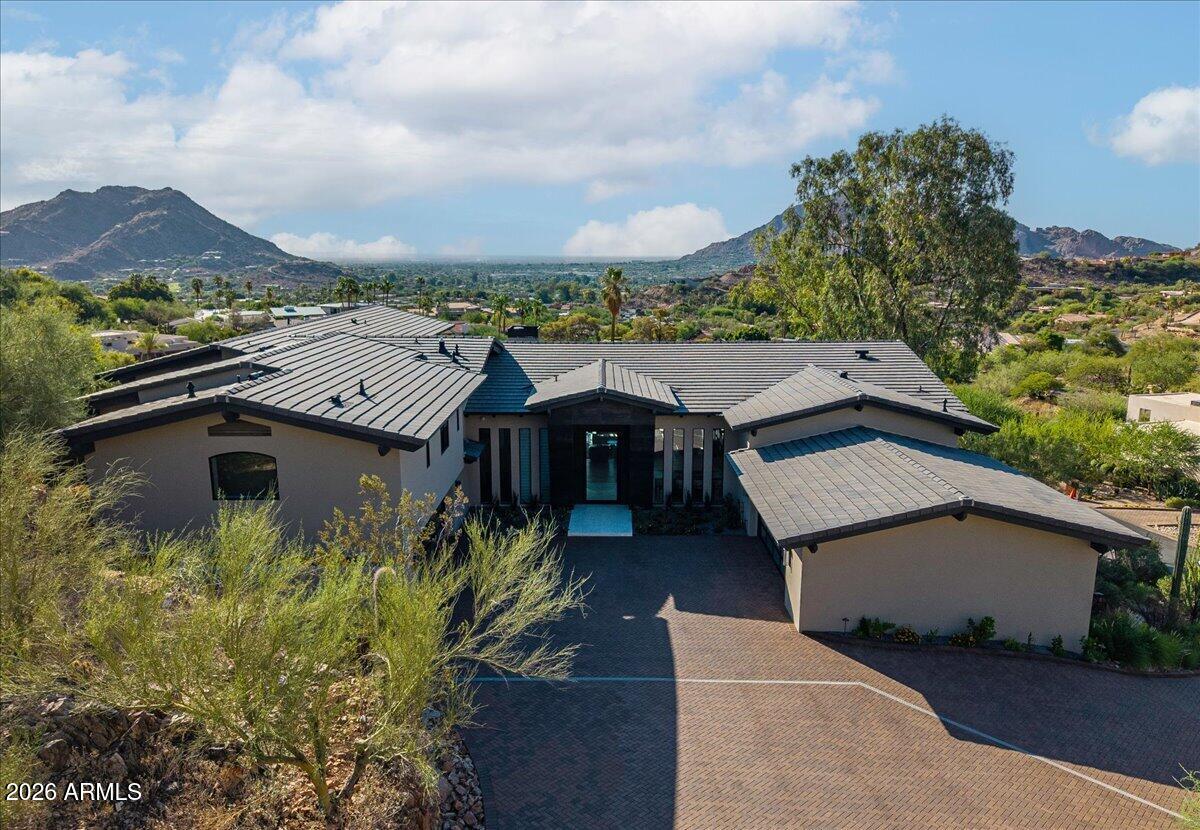 7347 N RED LEDGE Drive
