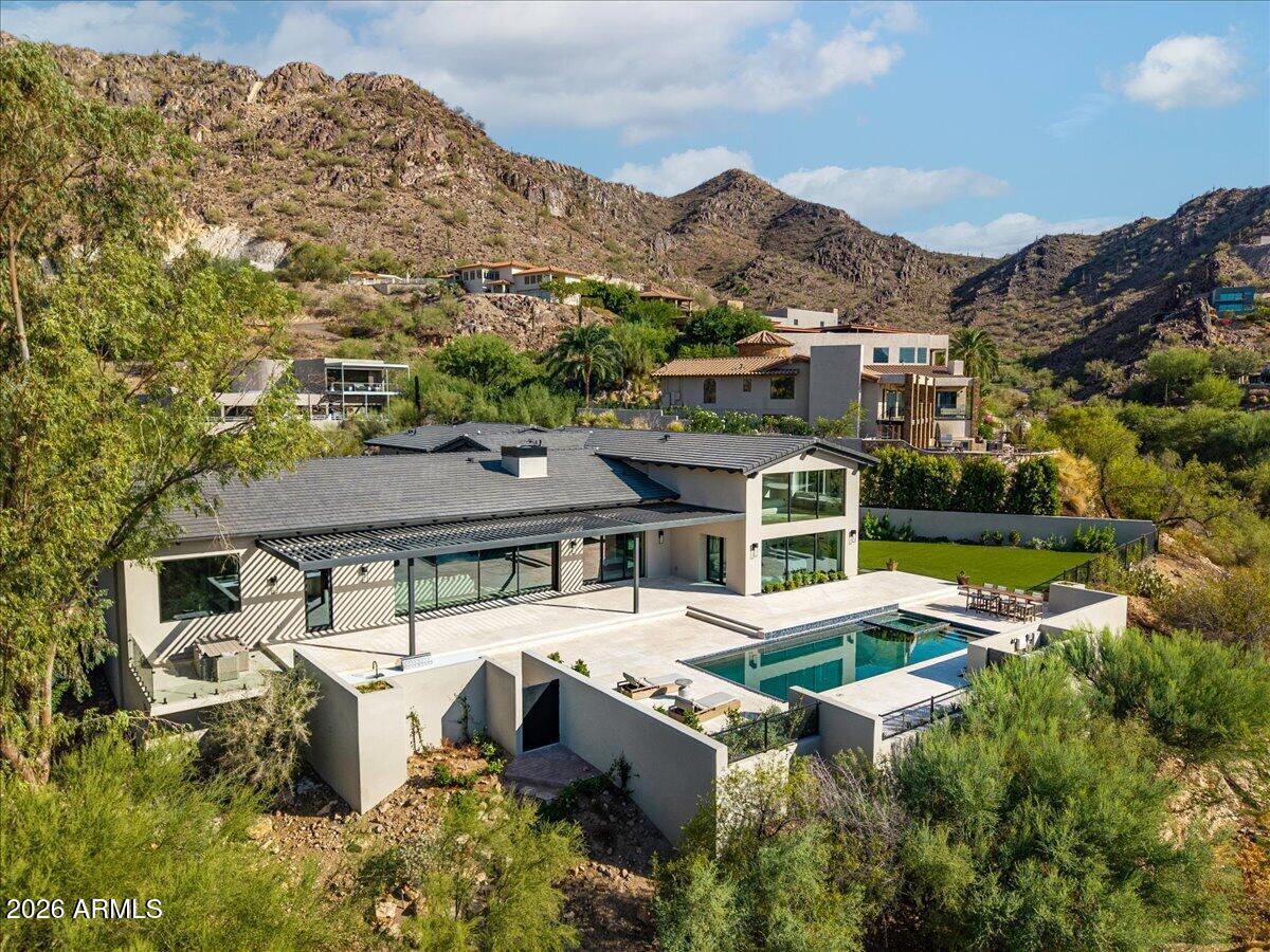 7347 N RED LEDGE Drive