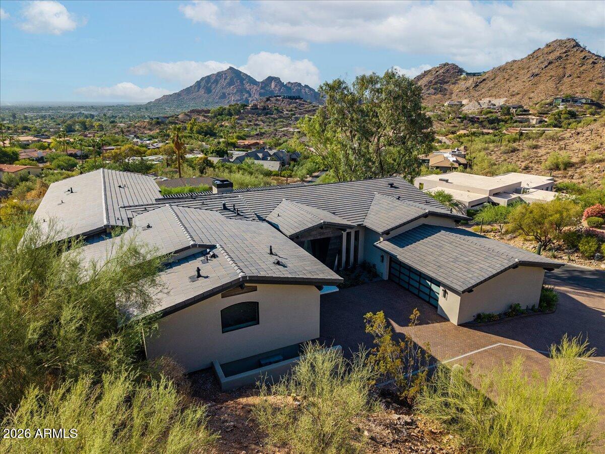 7347 N RED LEDGE Drive