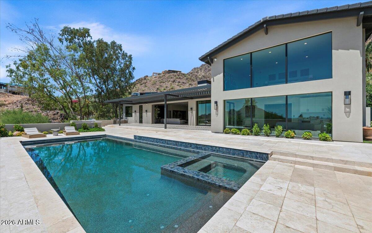 7347 N RED LEDGE Drive