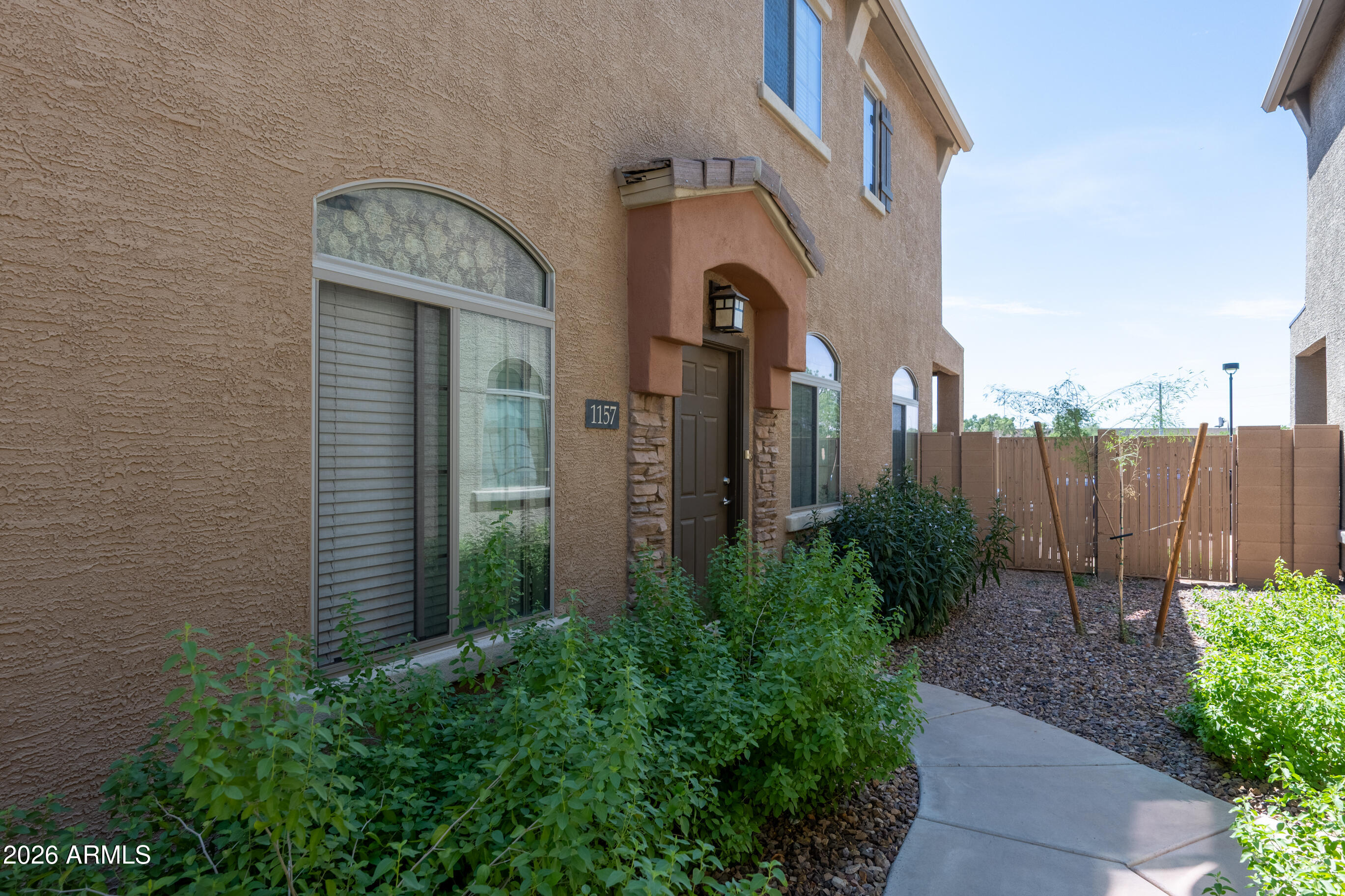 1350 S GREENFIELD Road 1157