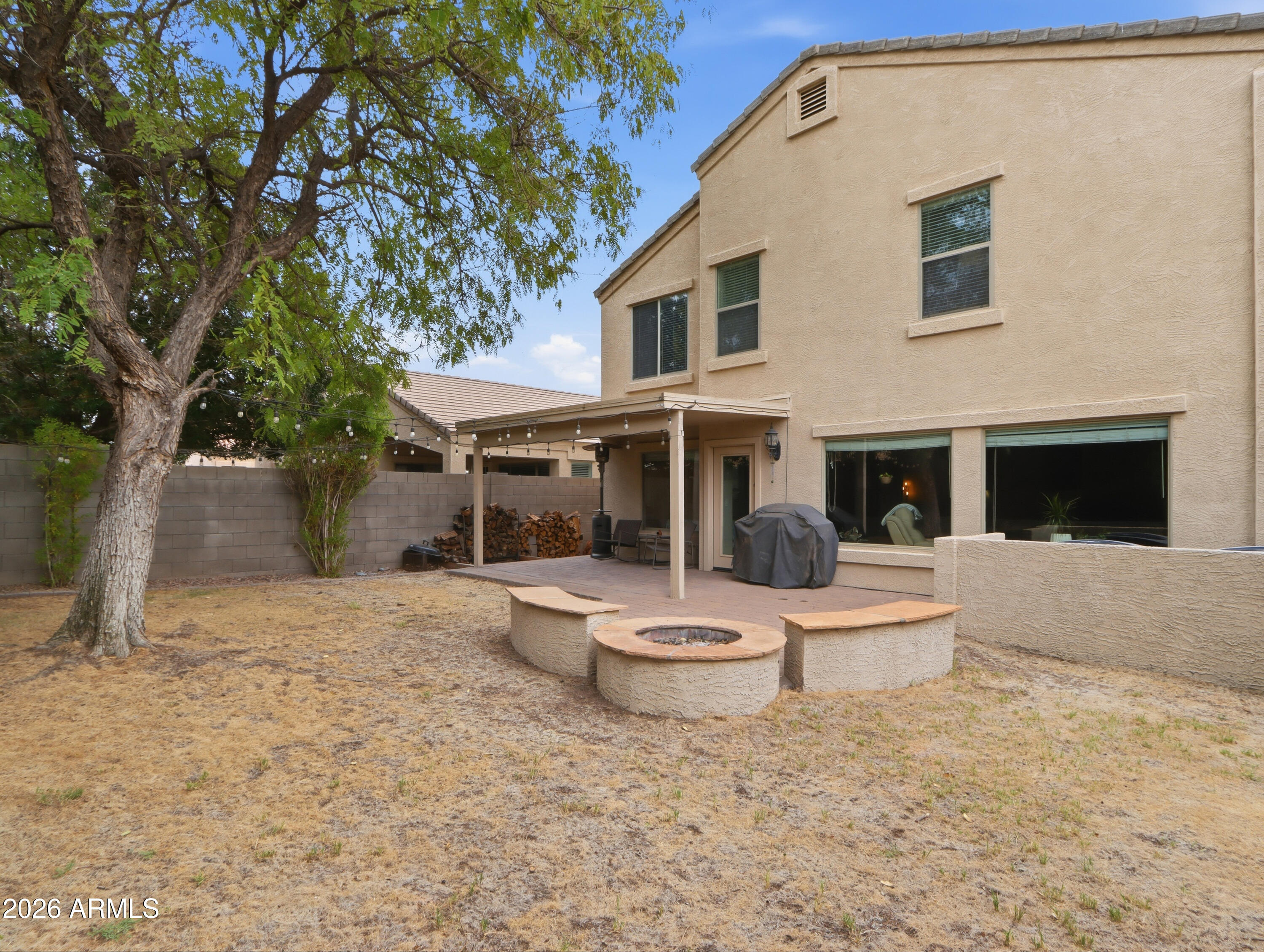 9838 W SALTER Drive