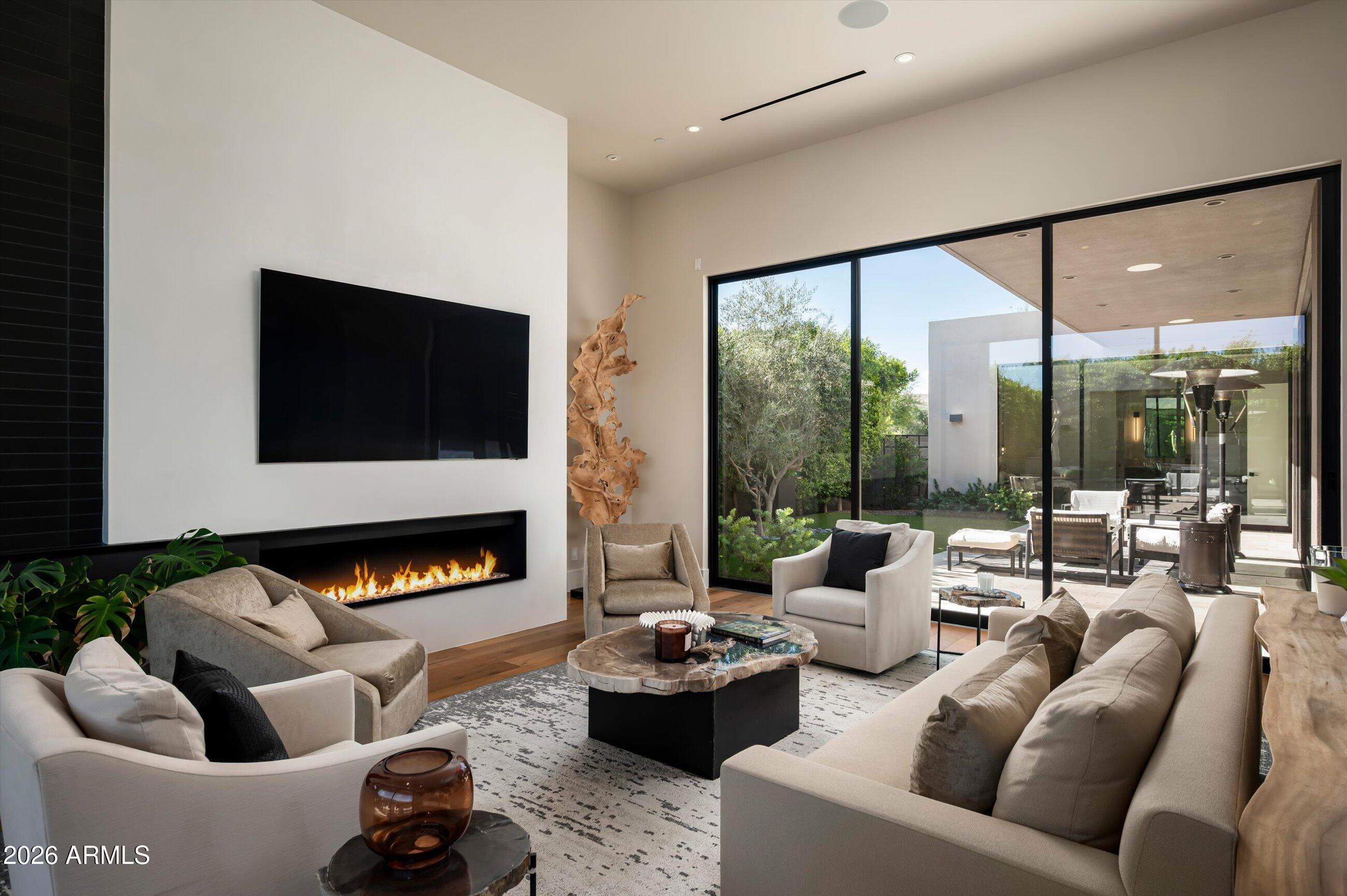 6893 E CACTUS WREN Road