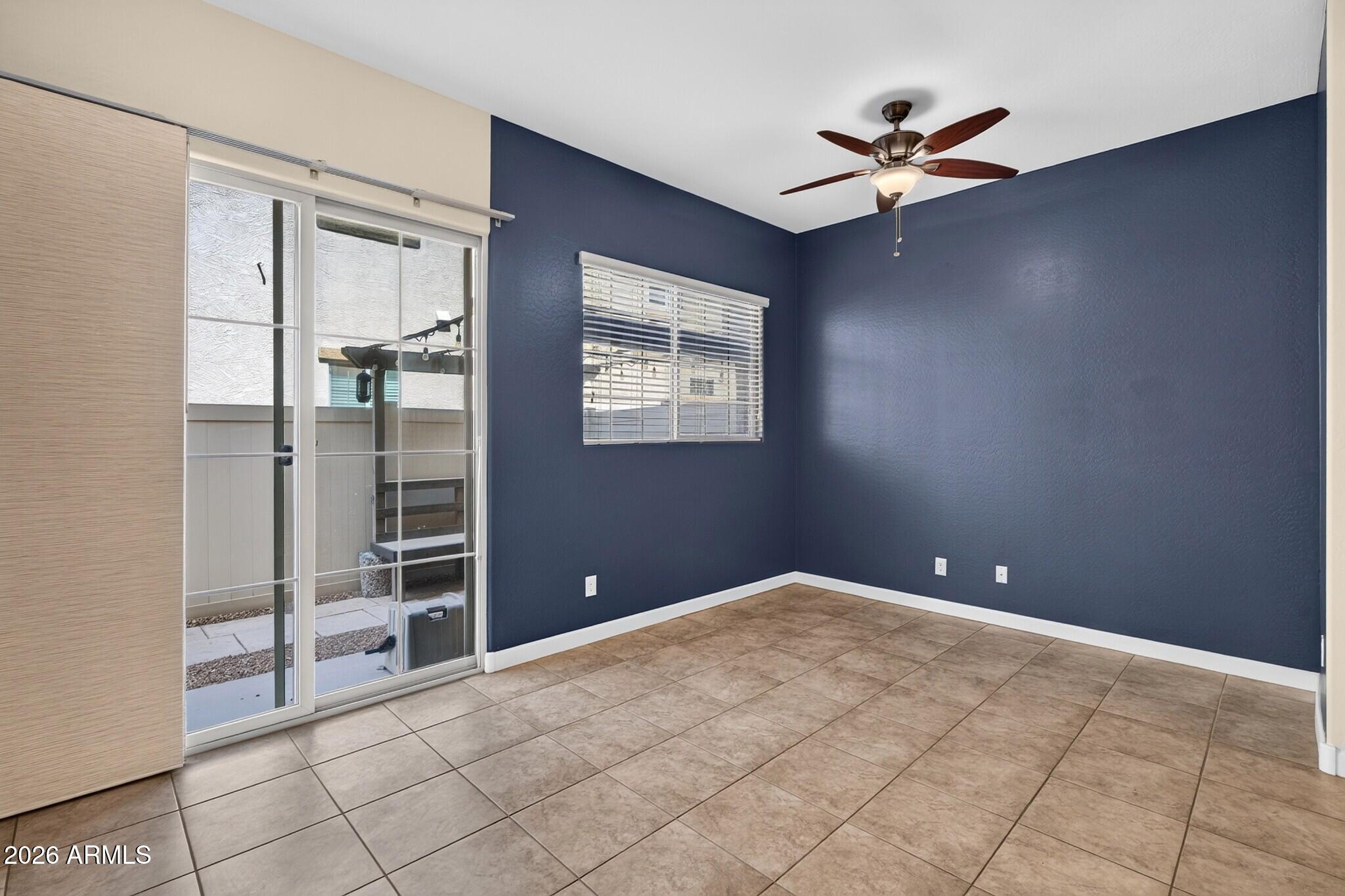 1367 S COUNTRY CLUB Drive 1056