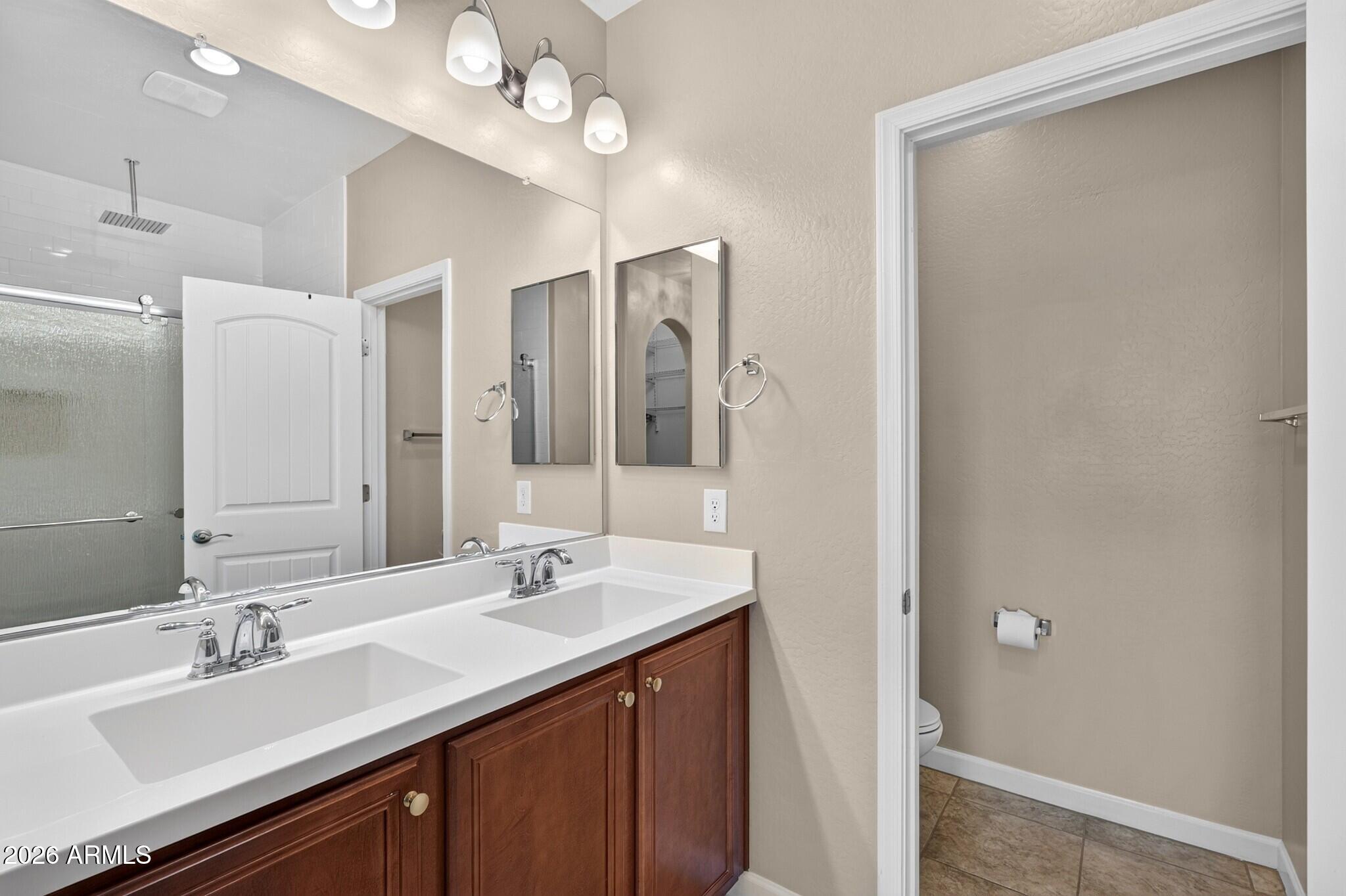 1367 S COUNTRY CLUB Drive 1056
