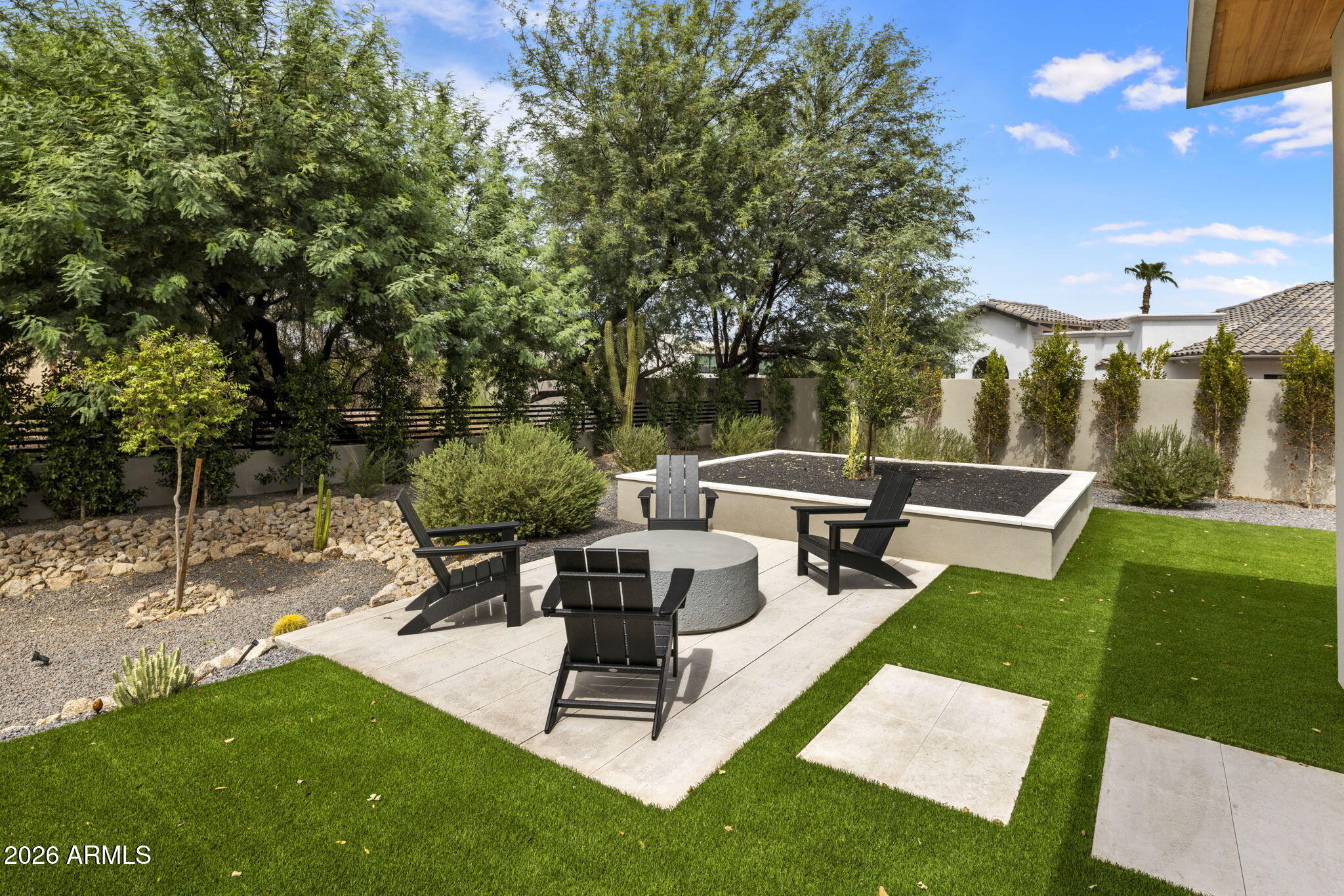 6841 E BELMONT Circle