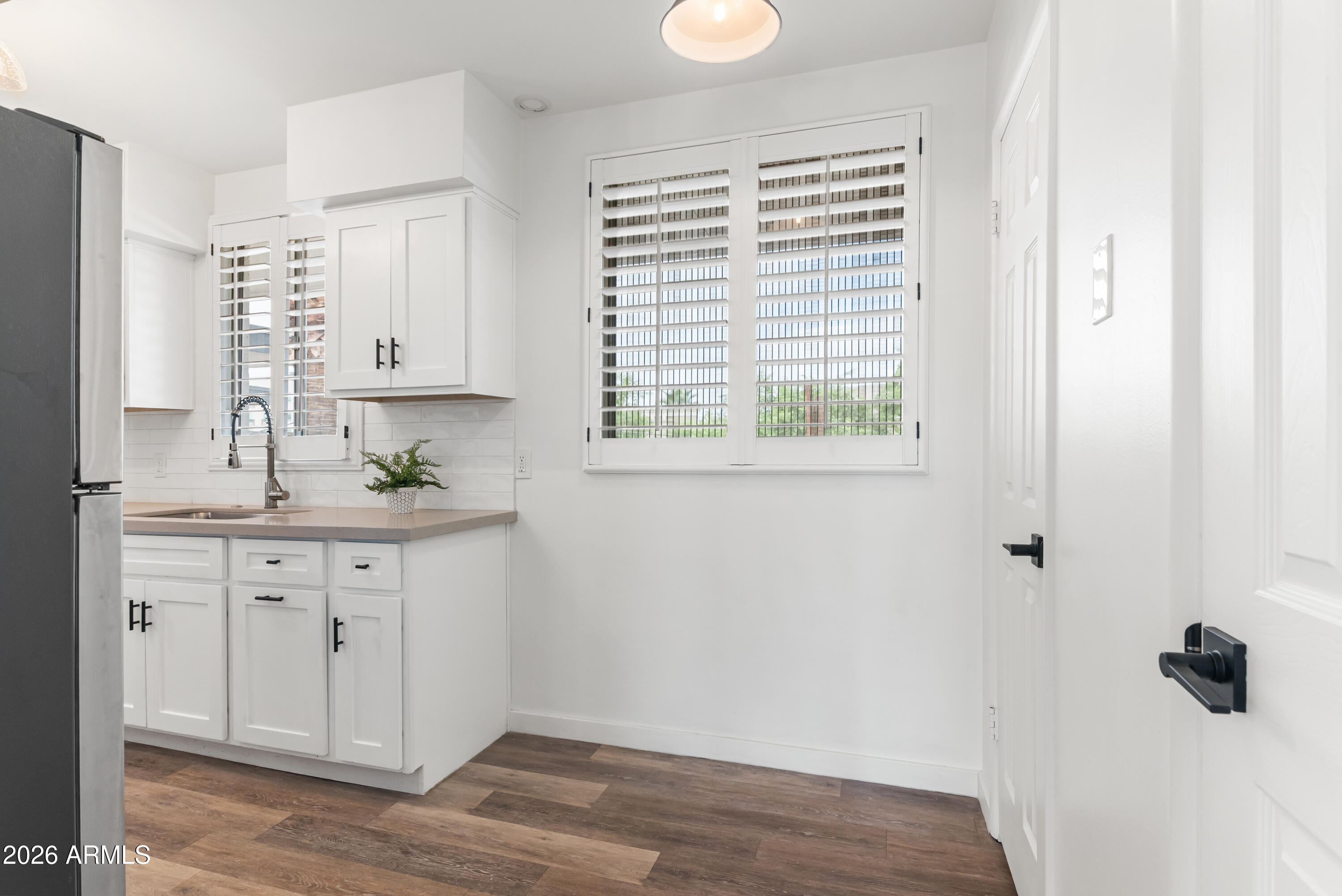 3242 E CAMELBACK Road 204