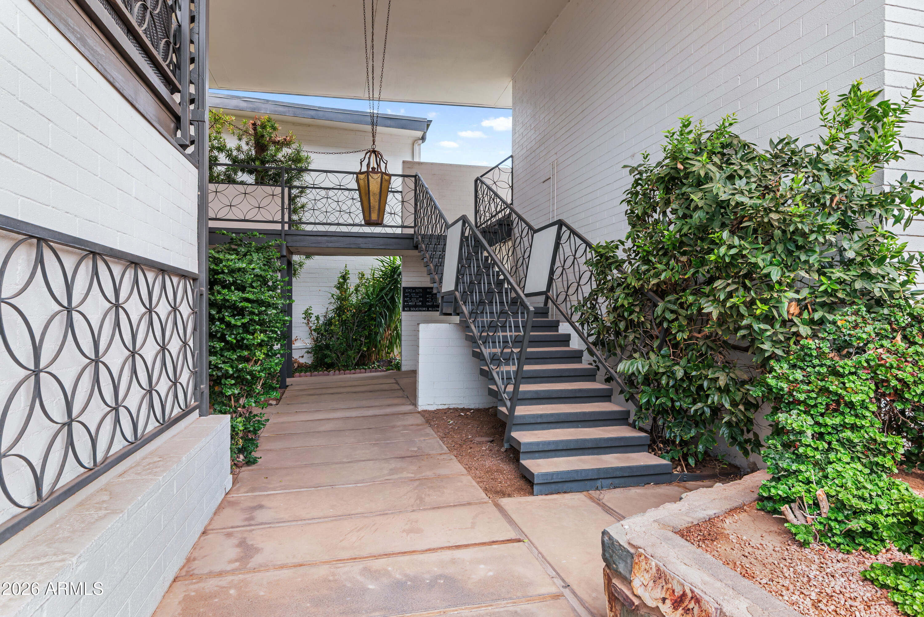3242 E CAMELBACK Road 204