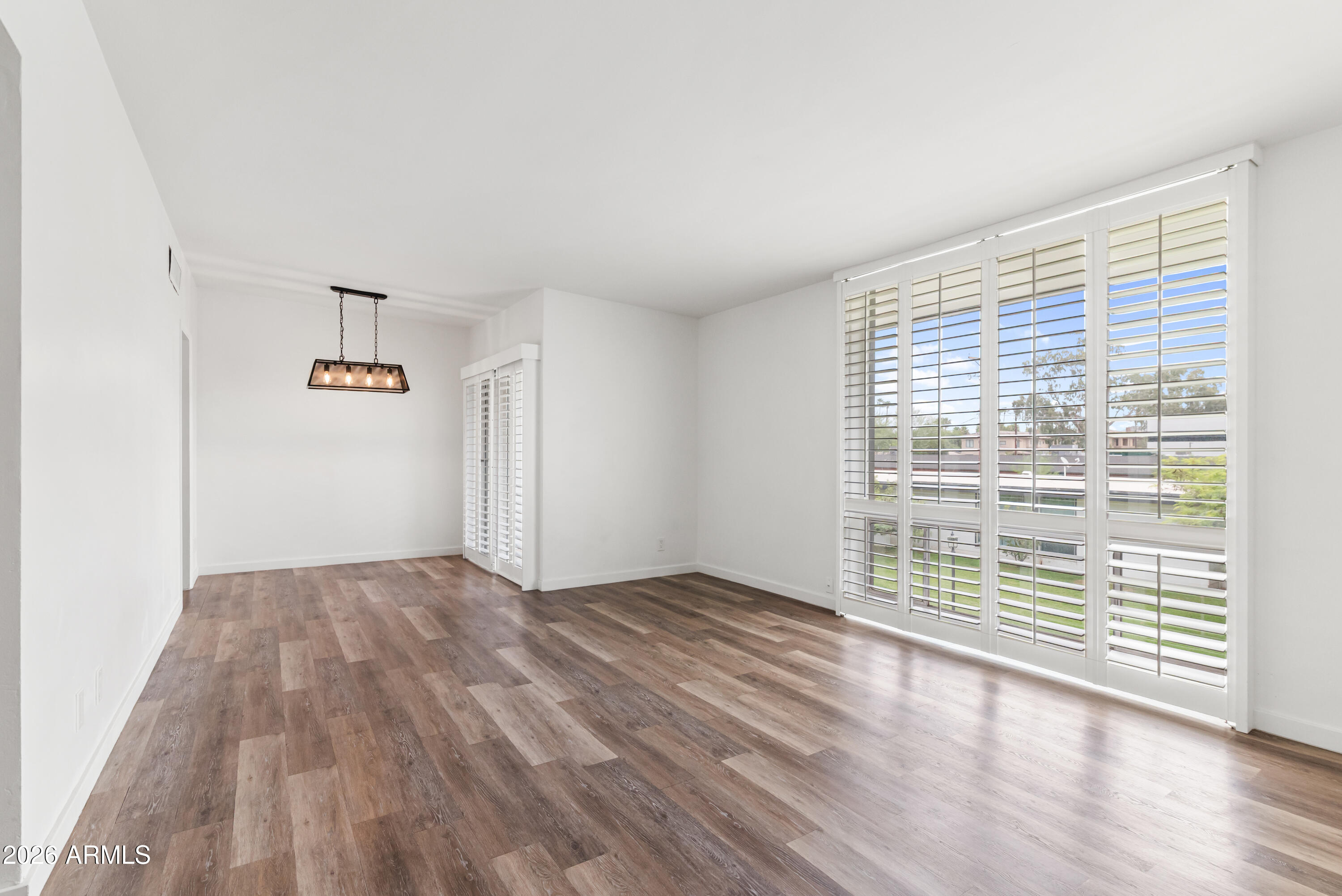 3242 E CAMELBACK Road 204