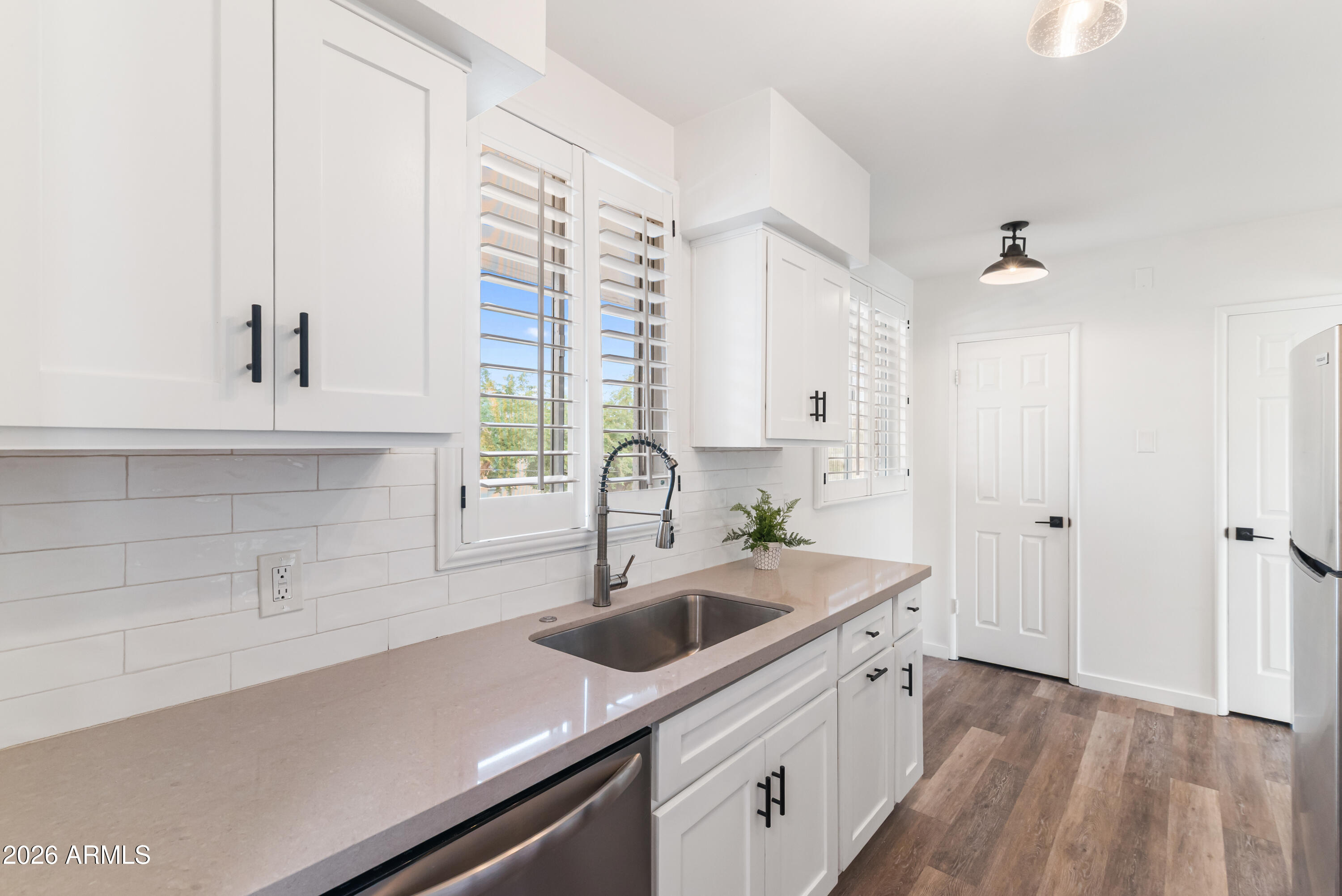 3242 E CAMELBACK Road 204