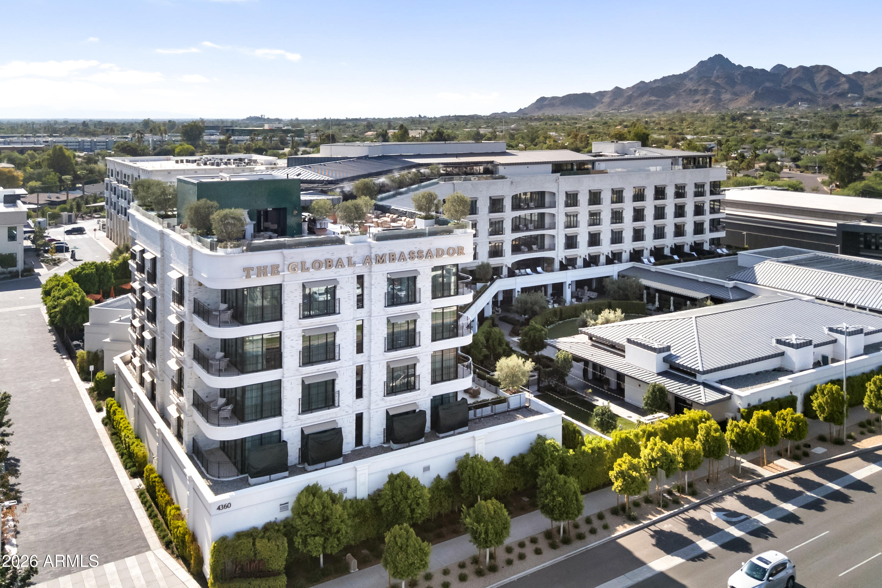 3242 E CAMELBACK Road 204