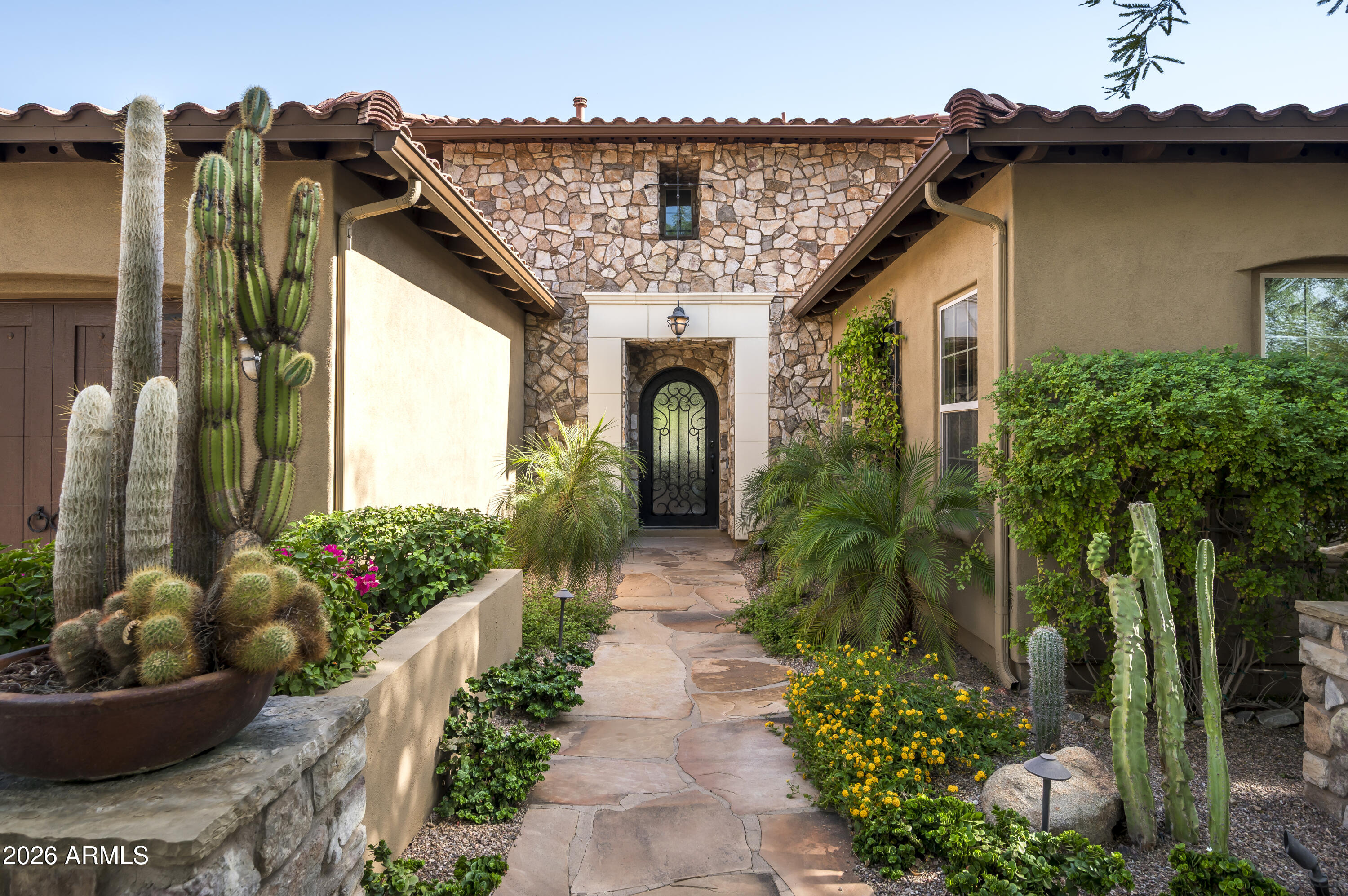 9413 E DESERT VILLAGE Drive