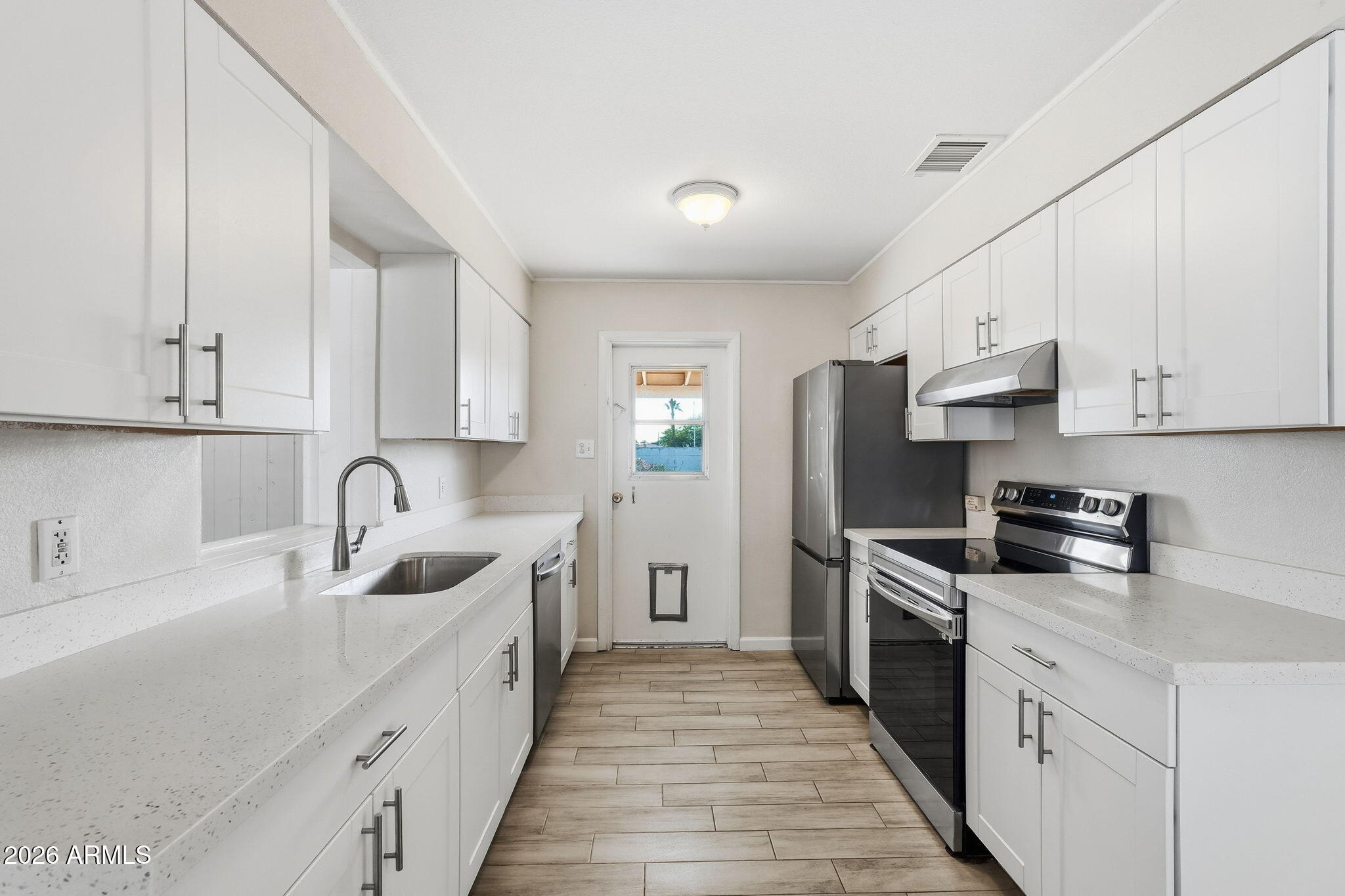 2401 N 66TH Street