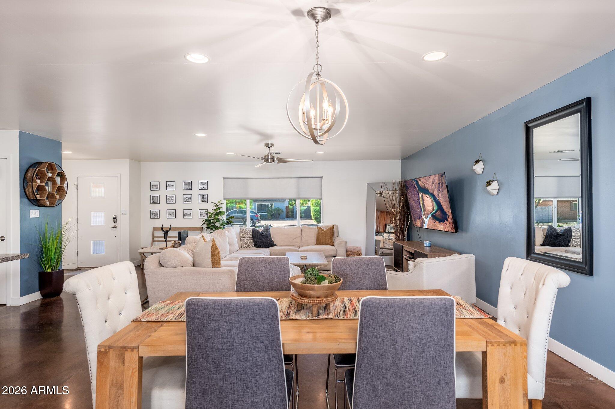 8426 E BONITA Drive