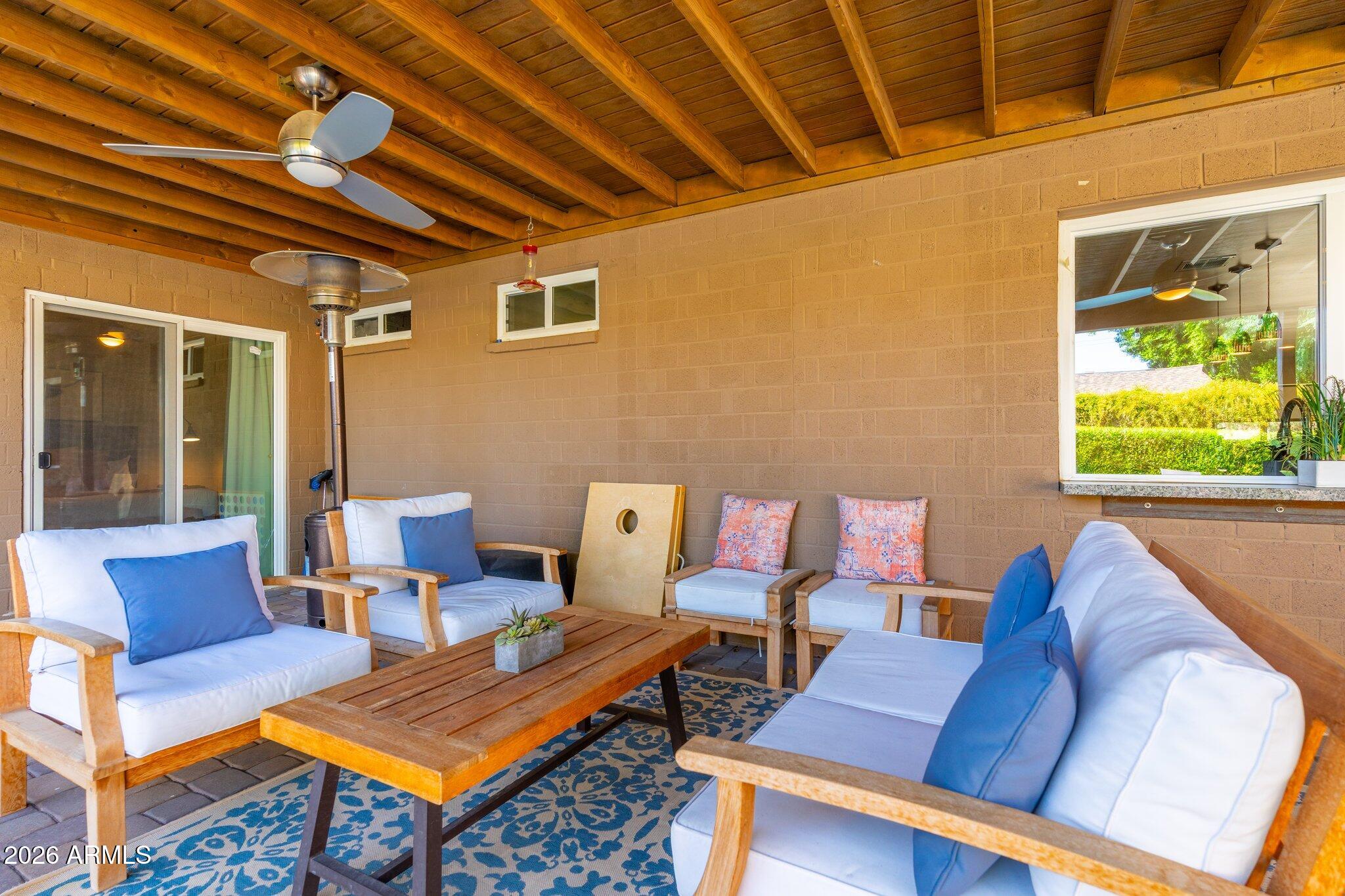 8426 E BONITA Drive