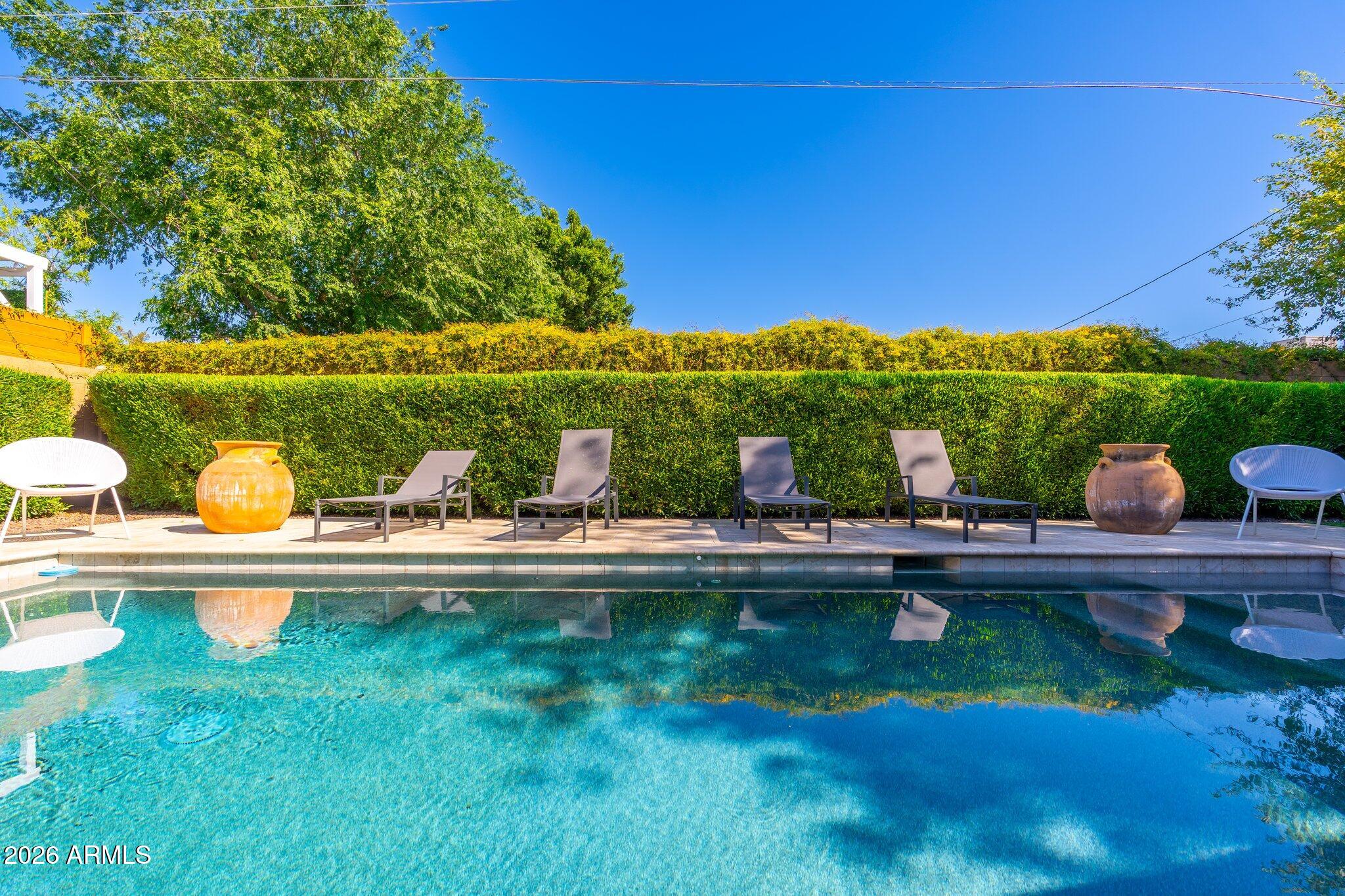 8426 E BONITA Drive