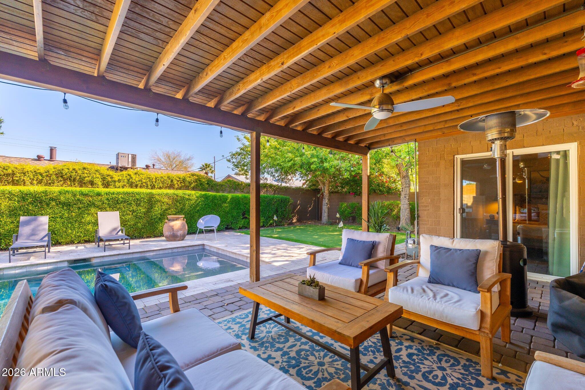 8426 E BONITA Drive