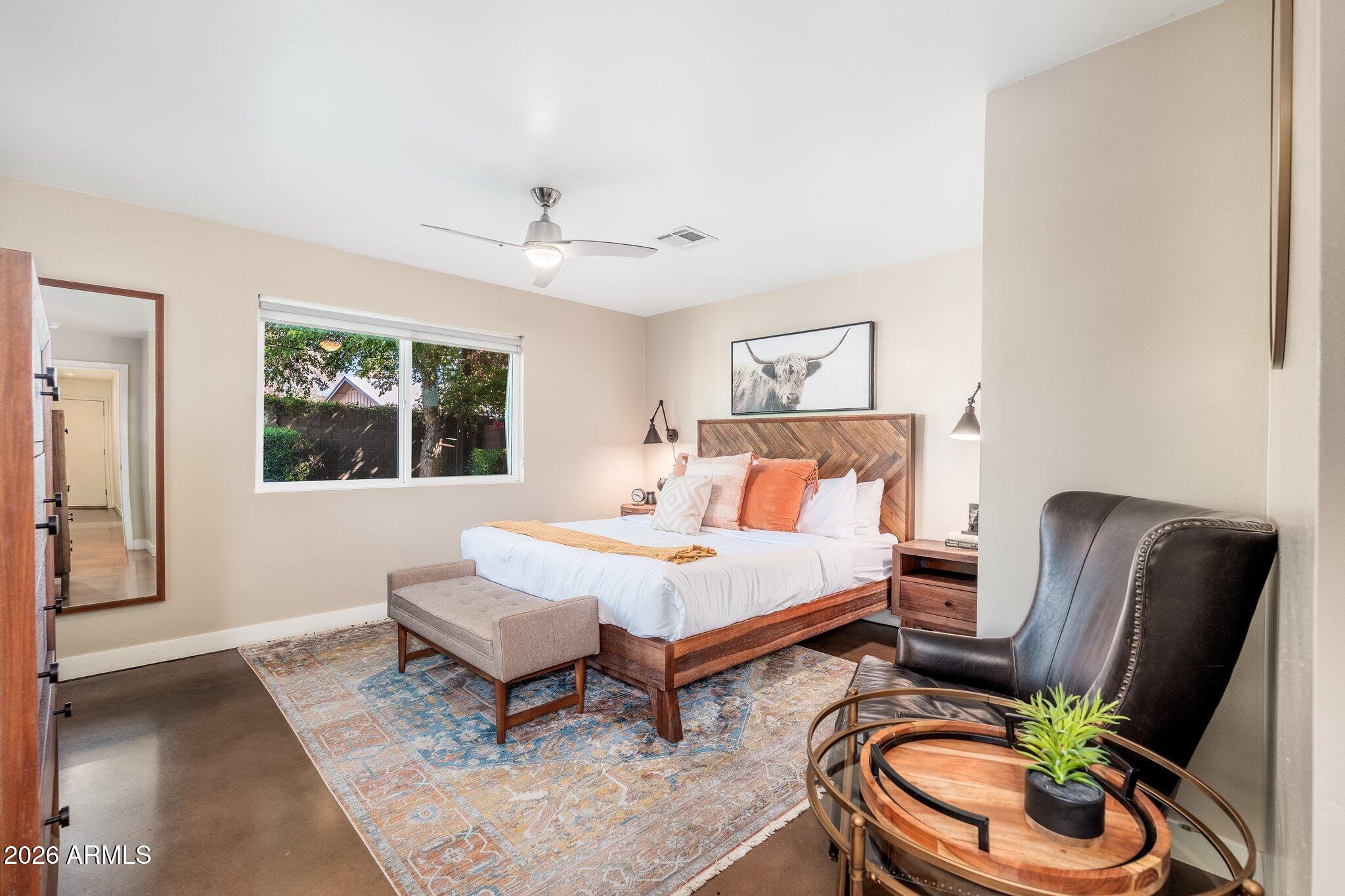 8426 E BONITA Drive