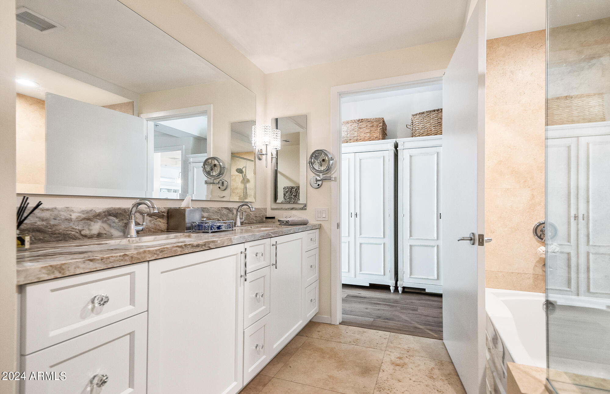 7117 E RANCHO VISTA Drive 4011