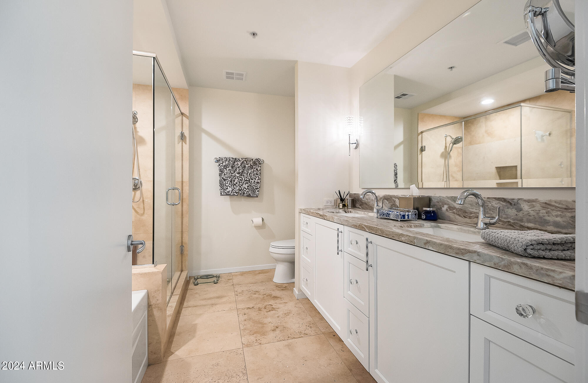 7117 E RANCHO VISTA Drive 4011