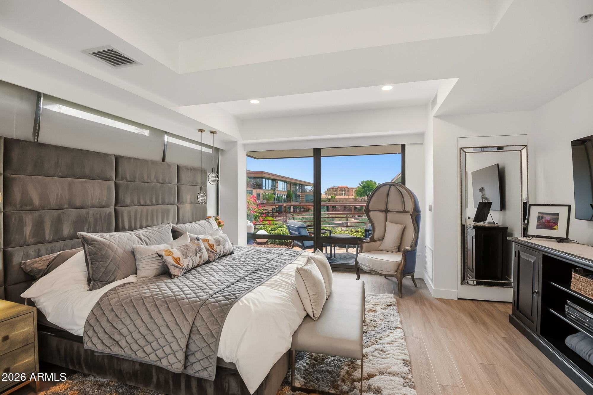 7141 E Rancho Vista Drive 6008