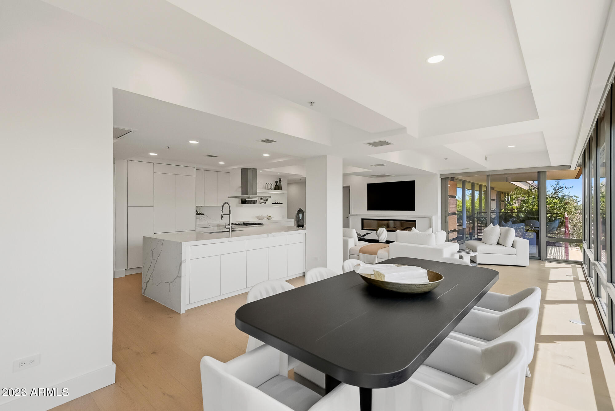 7137 E RANCHO VISTA Drive 7008