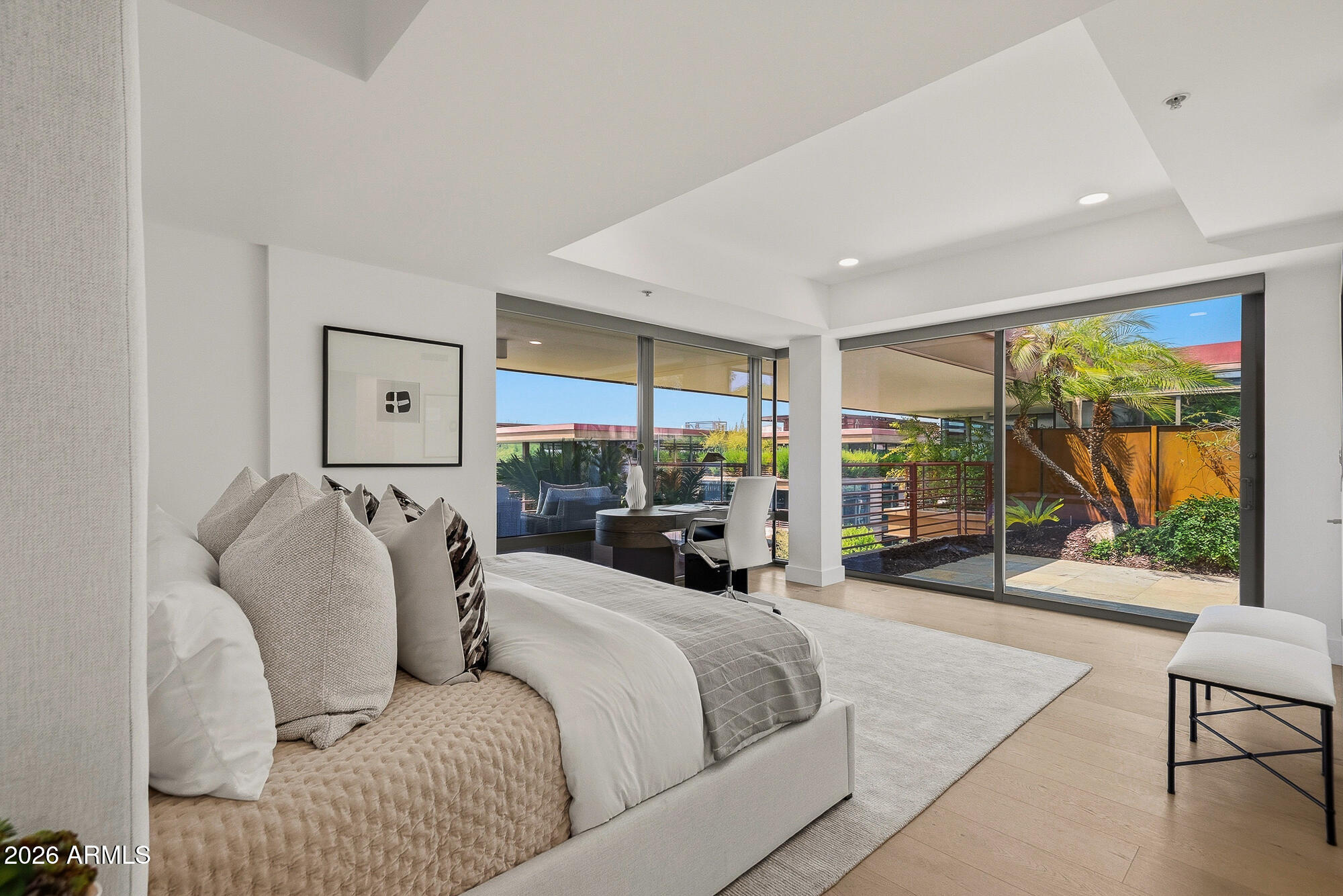 7137 E RANCHO VISTA Drive 7008
