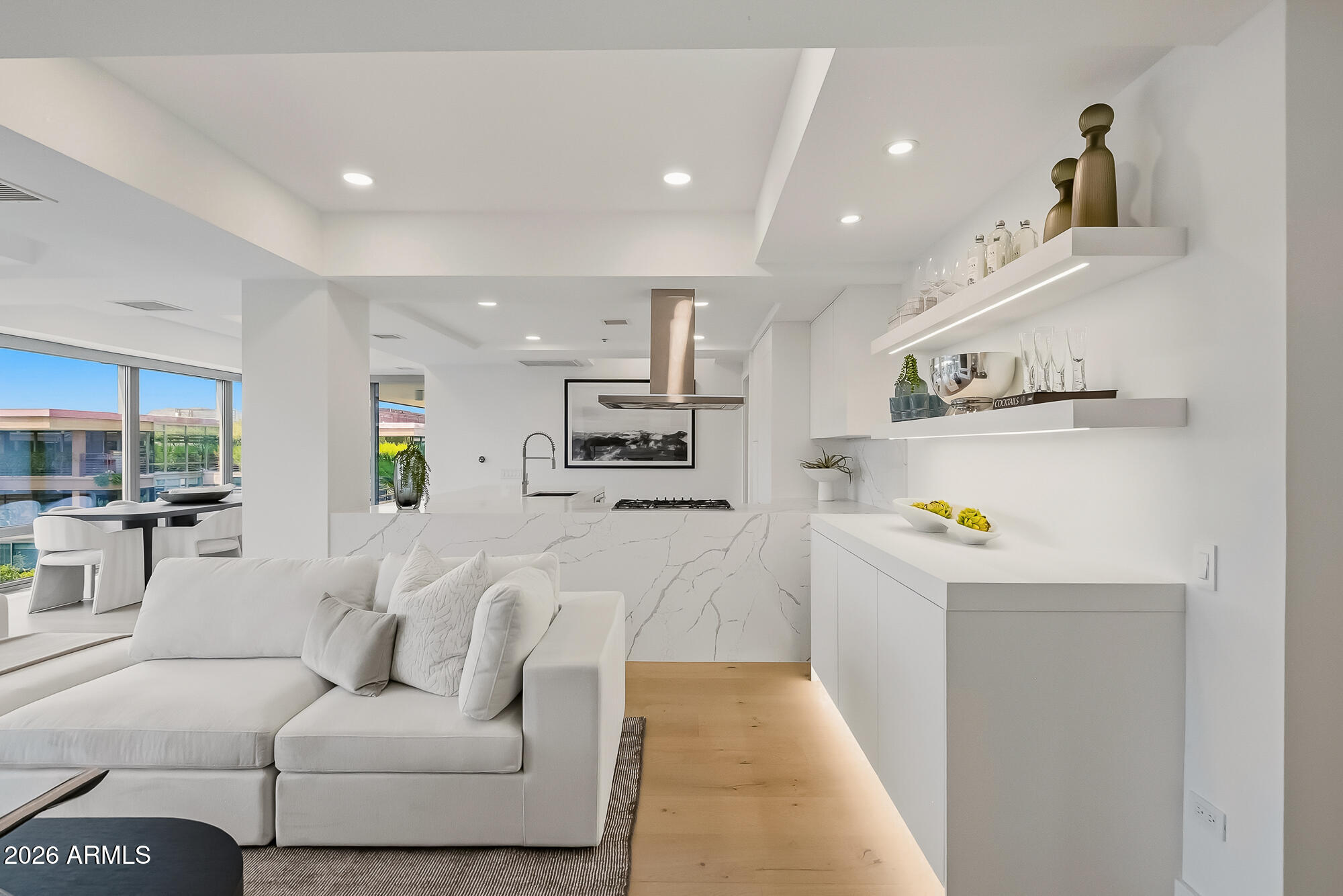 7137 E RANCHO VISTA Drive 7008