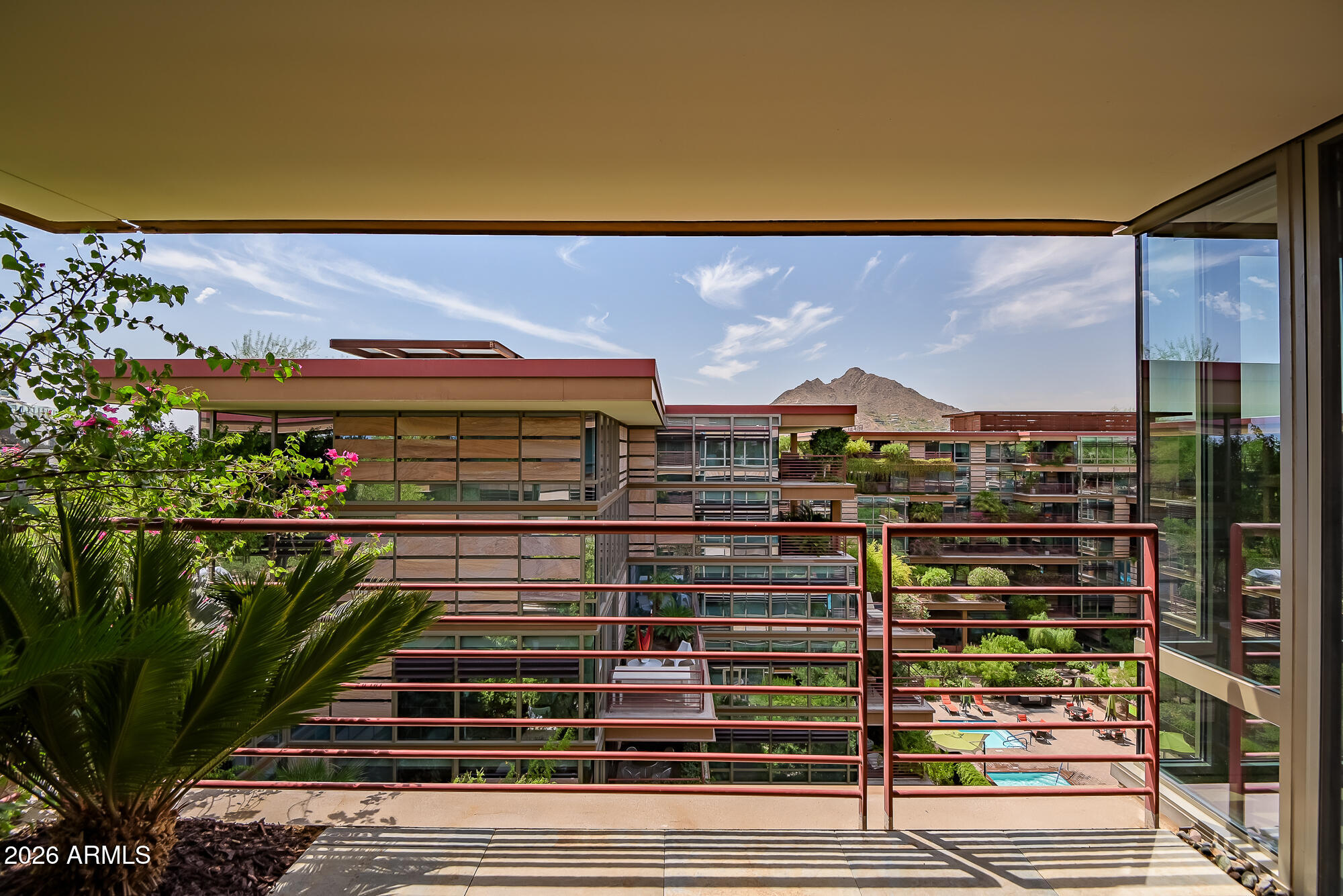 7137 E RANCHO VISTA Drive 7008