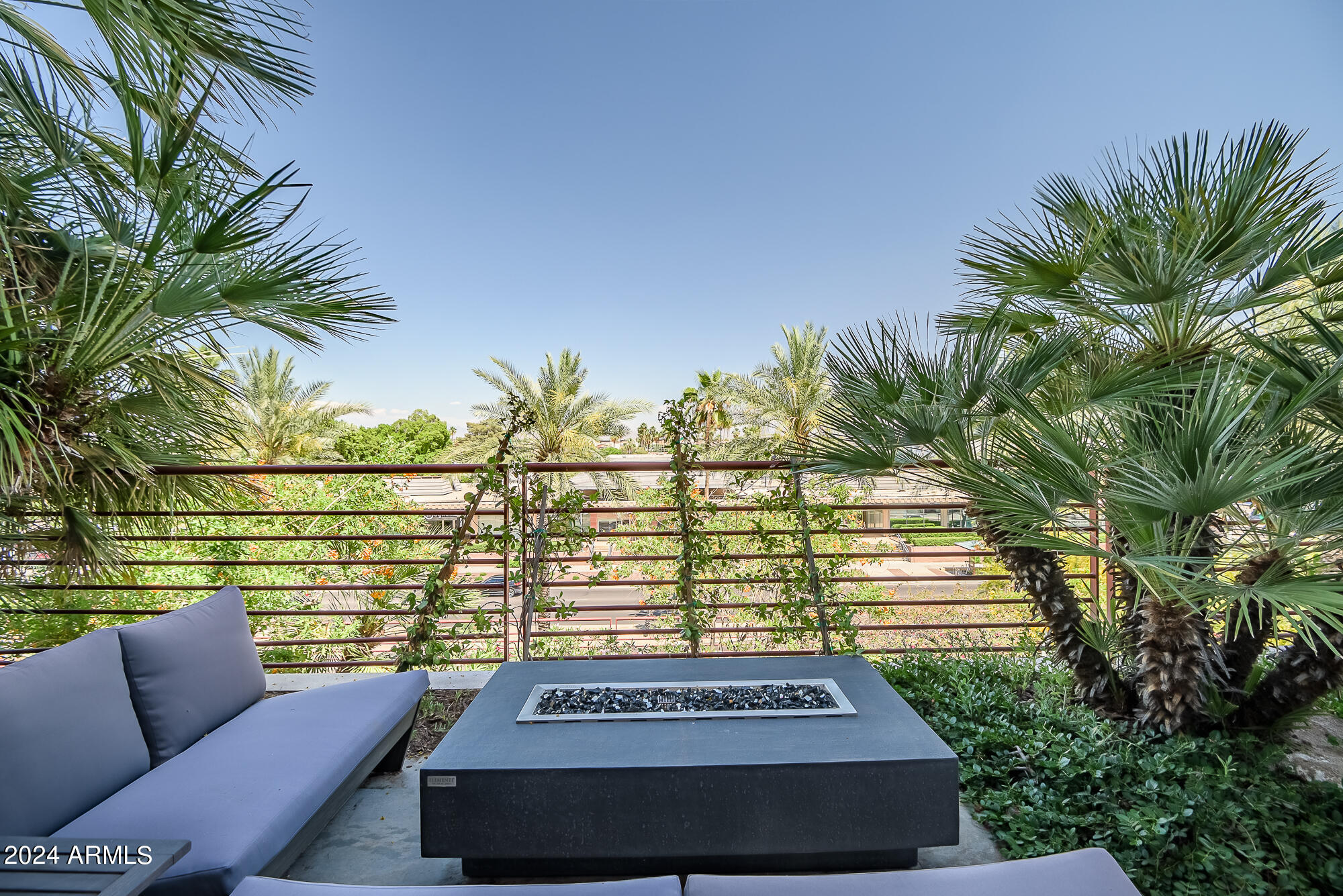 7167 E RANCHO VISTA Drive 4010