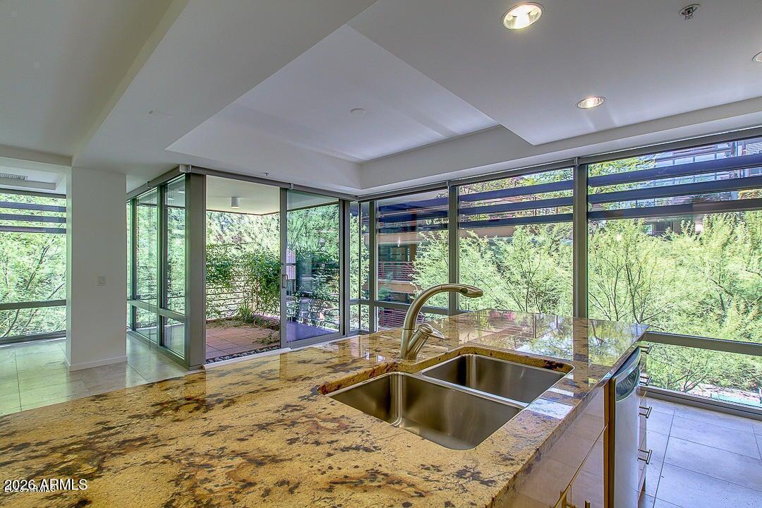 7131 E RANCHO VISTA Drive 3001