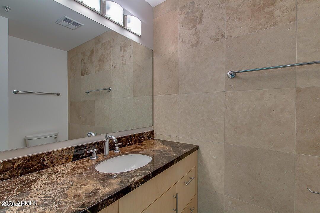 7131 E RANCHO VISTA Drive 3001