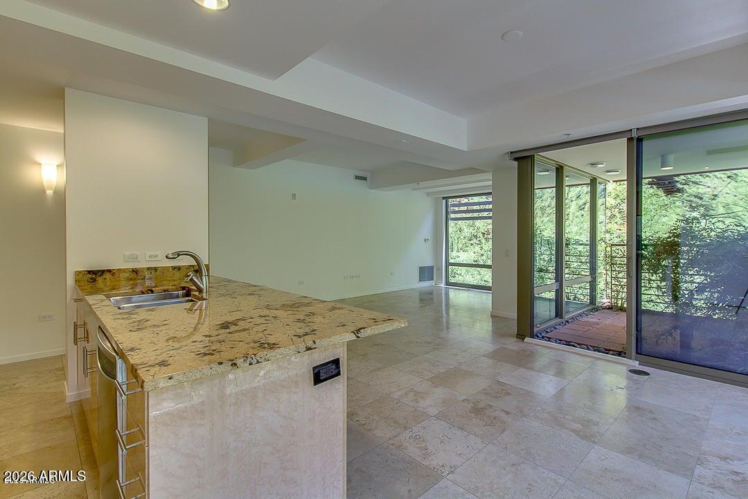 7131 E RANCHO VISTA Drive 3001